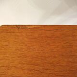Table basse pieds fuseaux