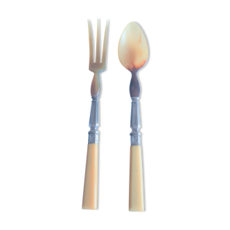 Salad cutlery