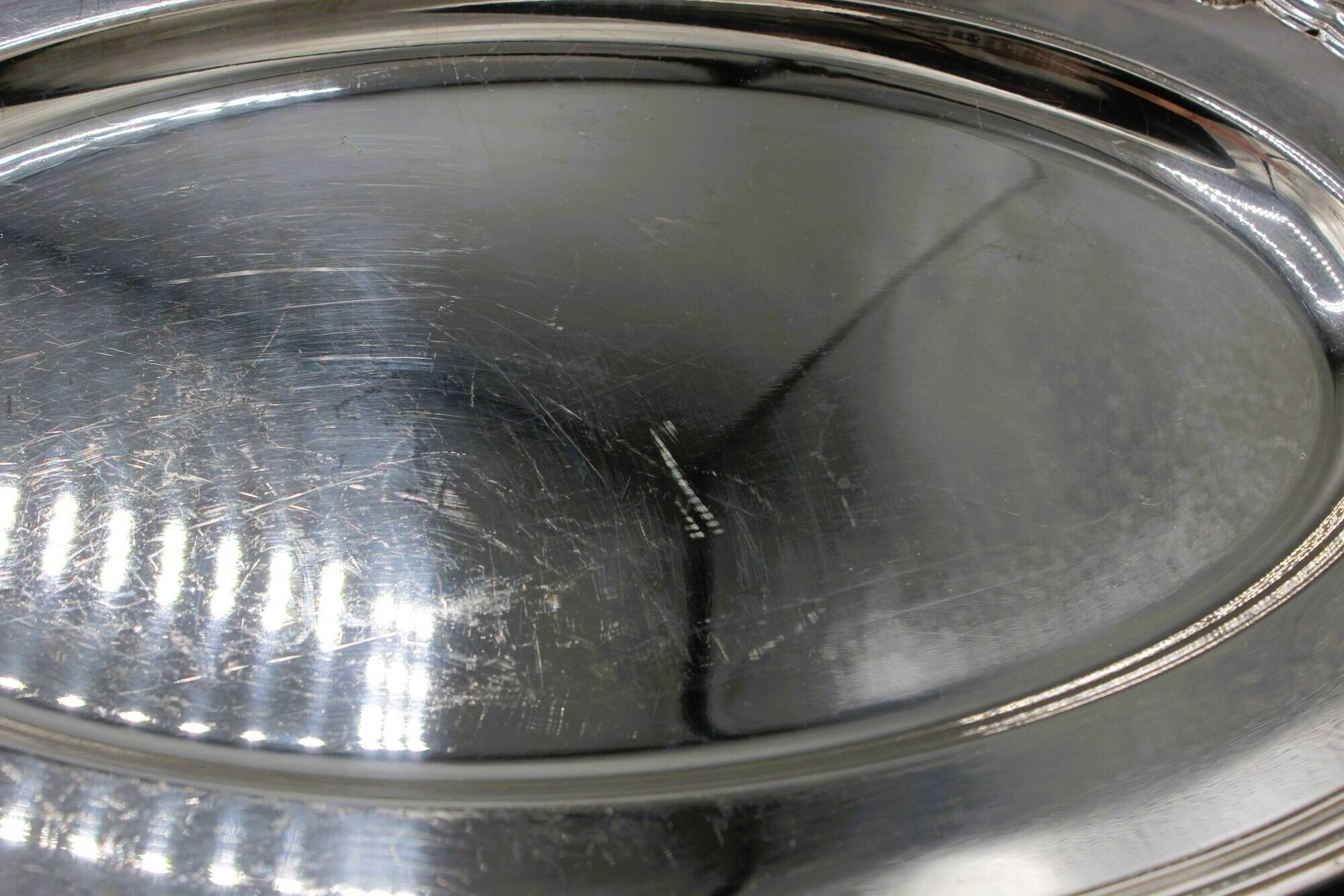 Very beautiful oval flat serving platter in silvered metal gallia coqui decoration