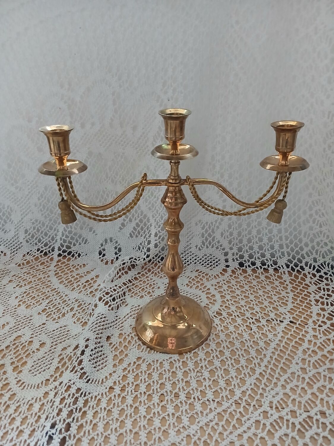Antique metal chandelier with 3 arms