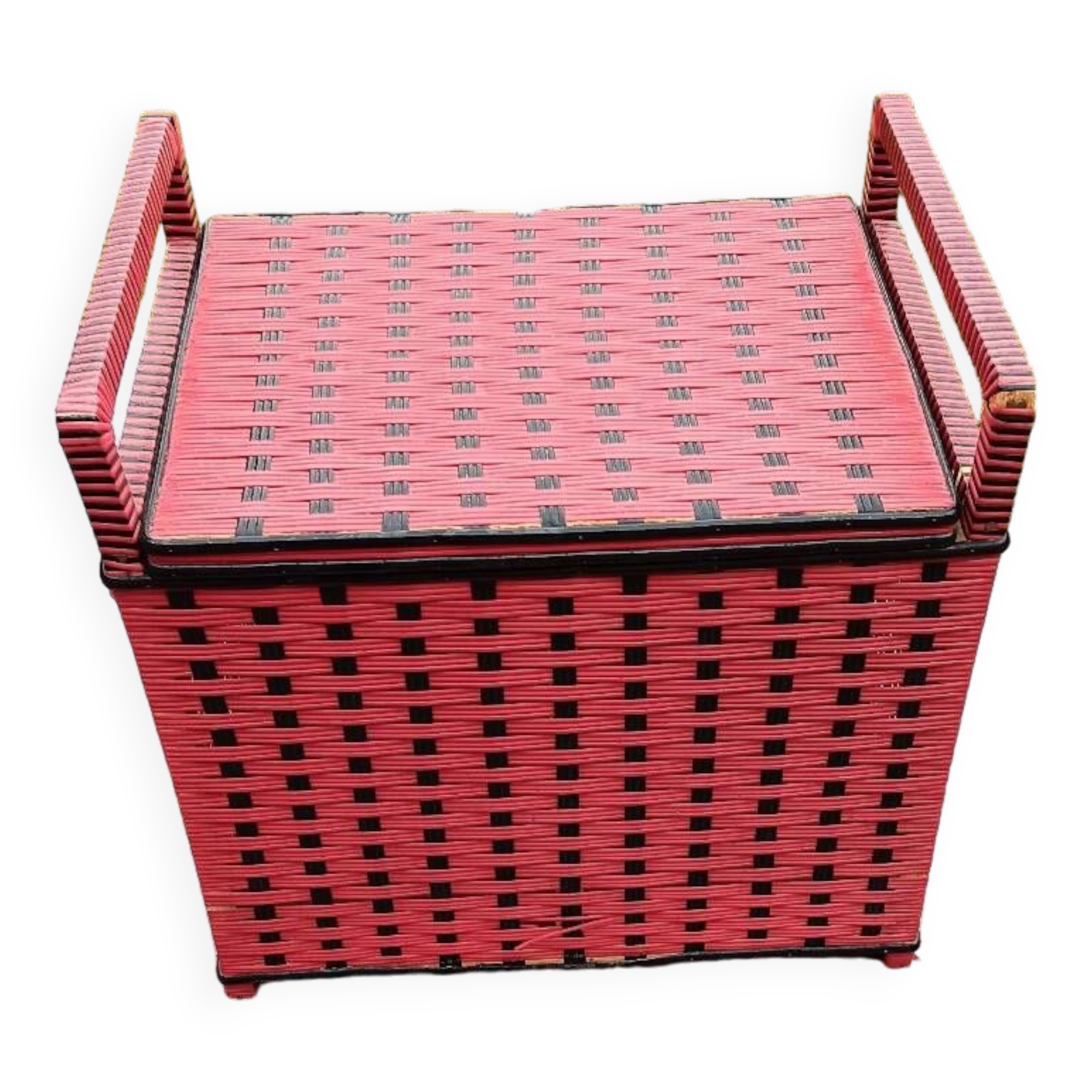 Vintage storage chest or laundry basket