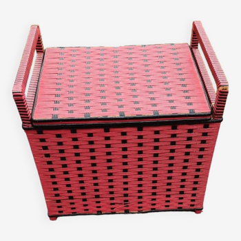 Vintage storage chest or laundry basket