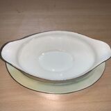 Set of 12 plates with ceramic saucière