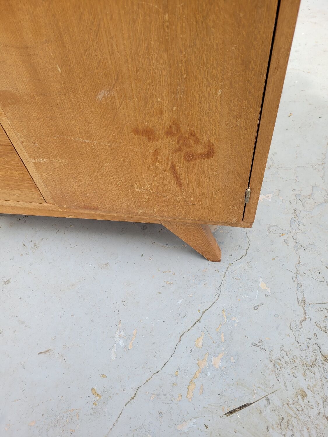 Commode années 60 à rénover