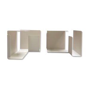 Paire de tables d'appoint - Edition