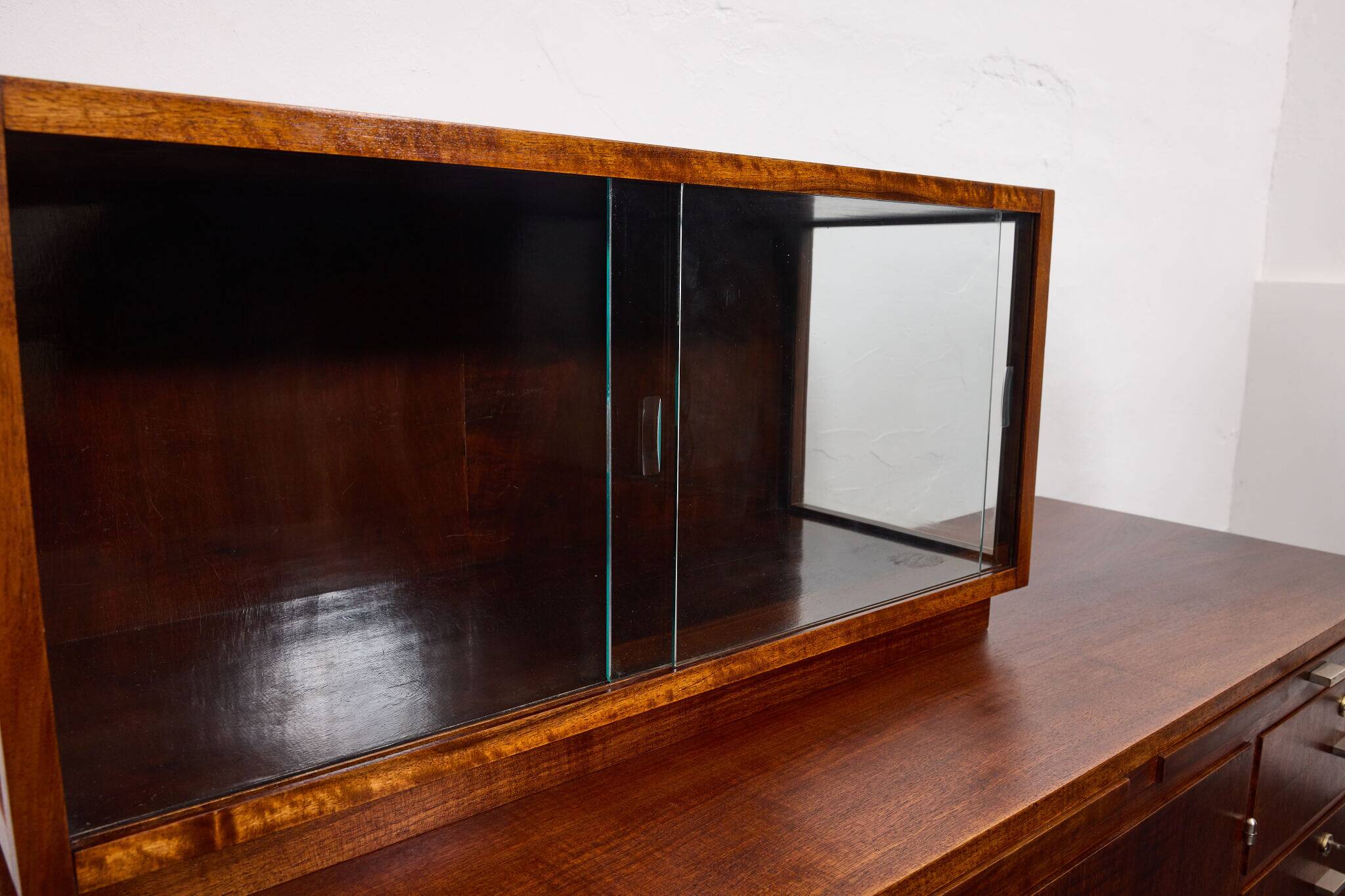 Buffet cubain en acajou de style Bauhaus, Gyula Kaesz, début des années 1940