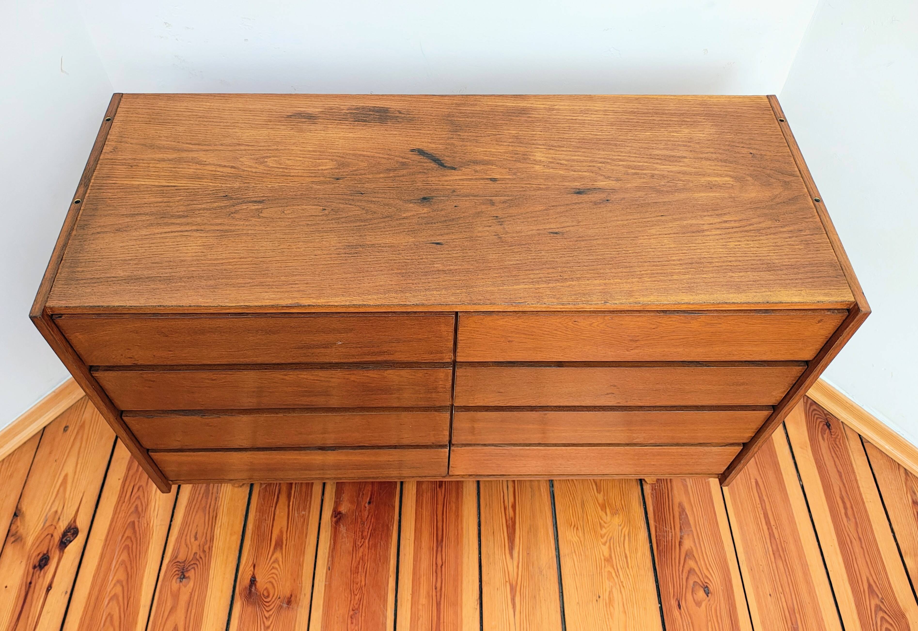 Czechoslovakian U-453 Chest of Drawers by Jiří Jiroutek for Interior Prague