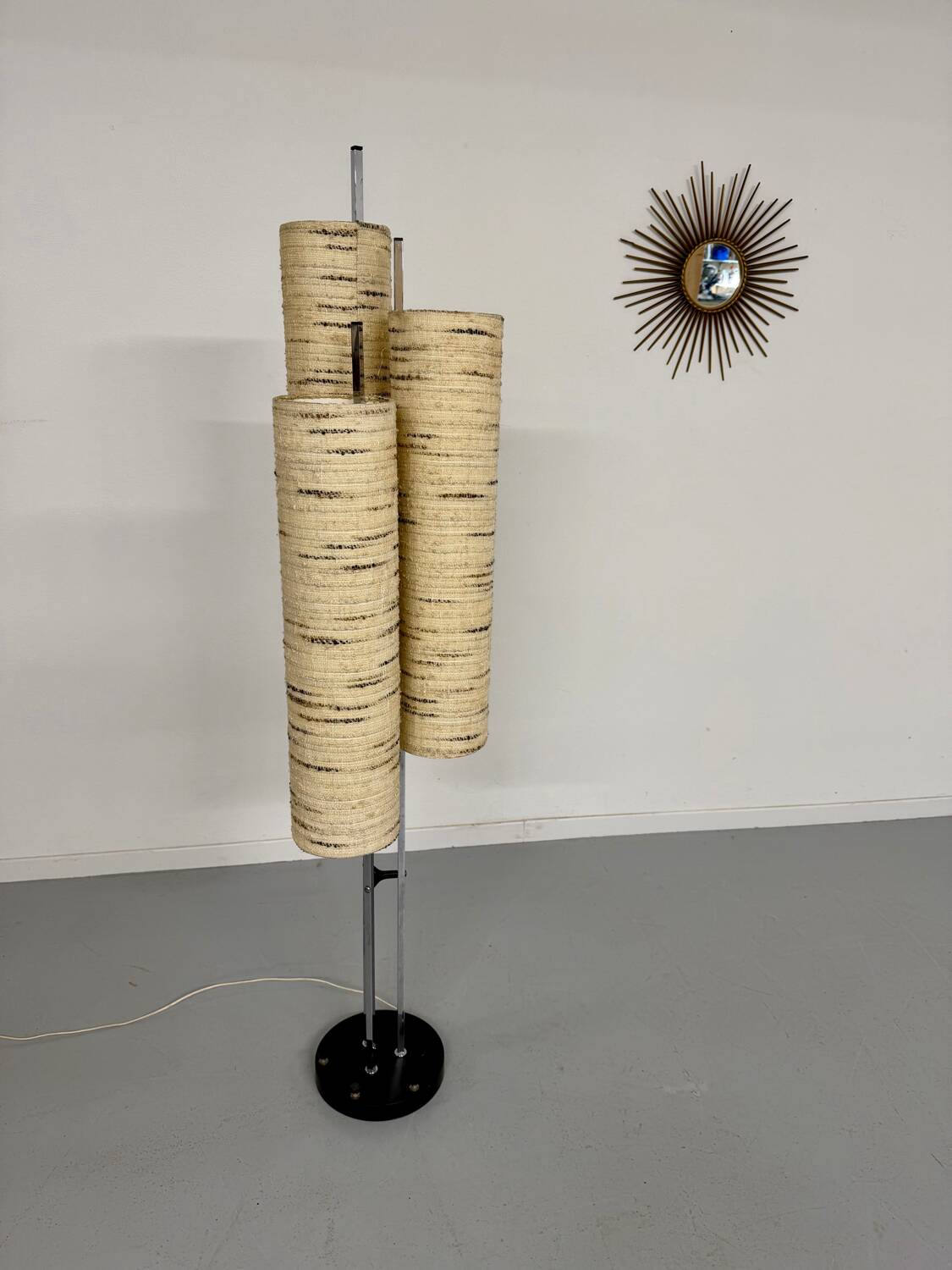 Ancien lampadaire des années 70 design Lemag vintage chromé 