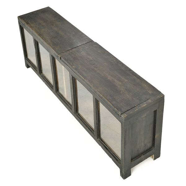 Coffre vitré en bois patiné (44 x 120 x 25cm)