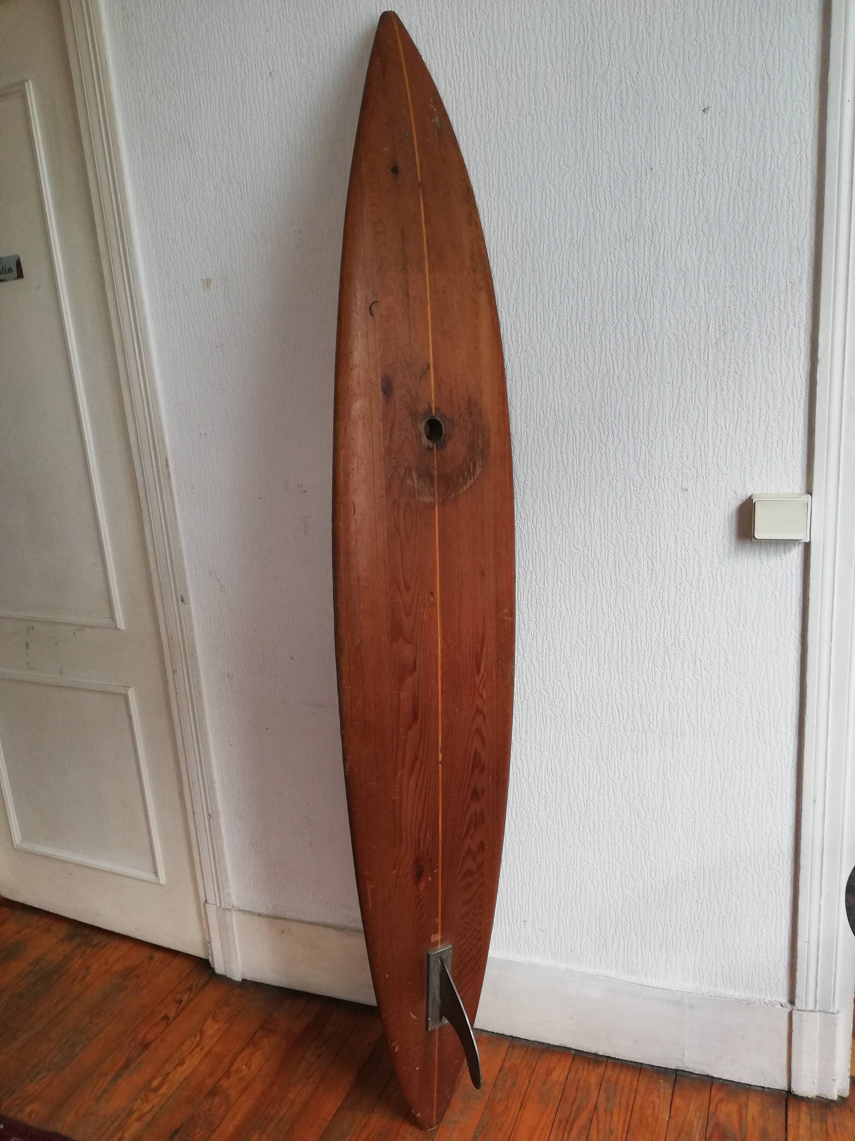 Former wooden surfboard 80