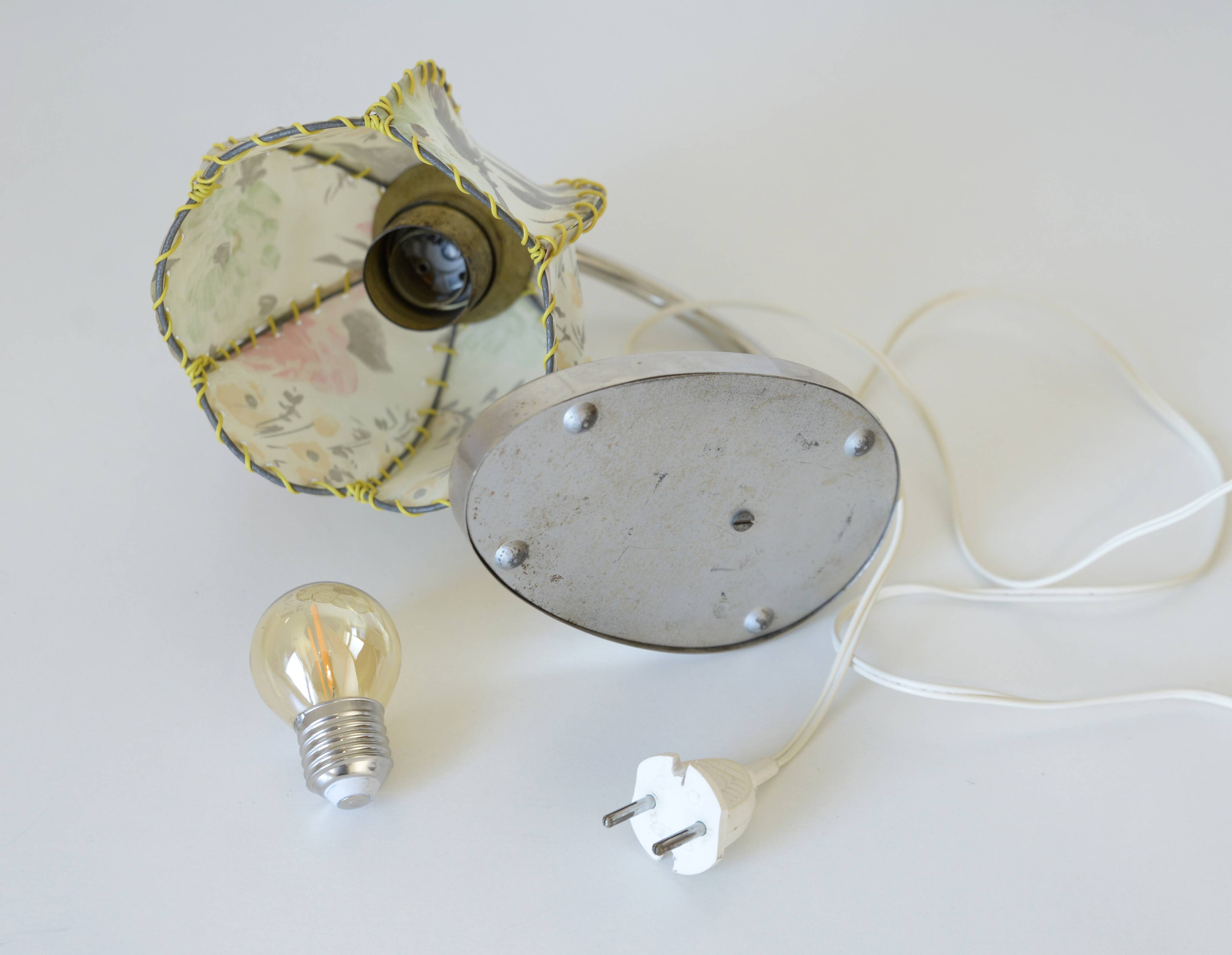 Vintage bedside lamp table light Yugoslavia 1950s lighting