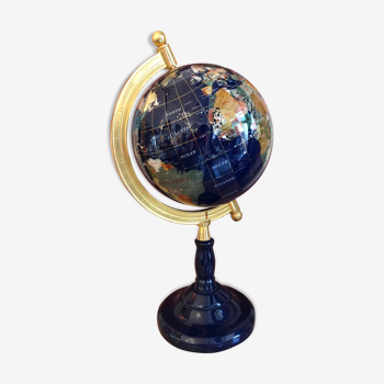 Globe terrestre g.e.m en lapis, pierres dures et nacre