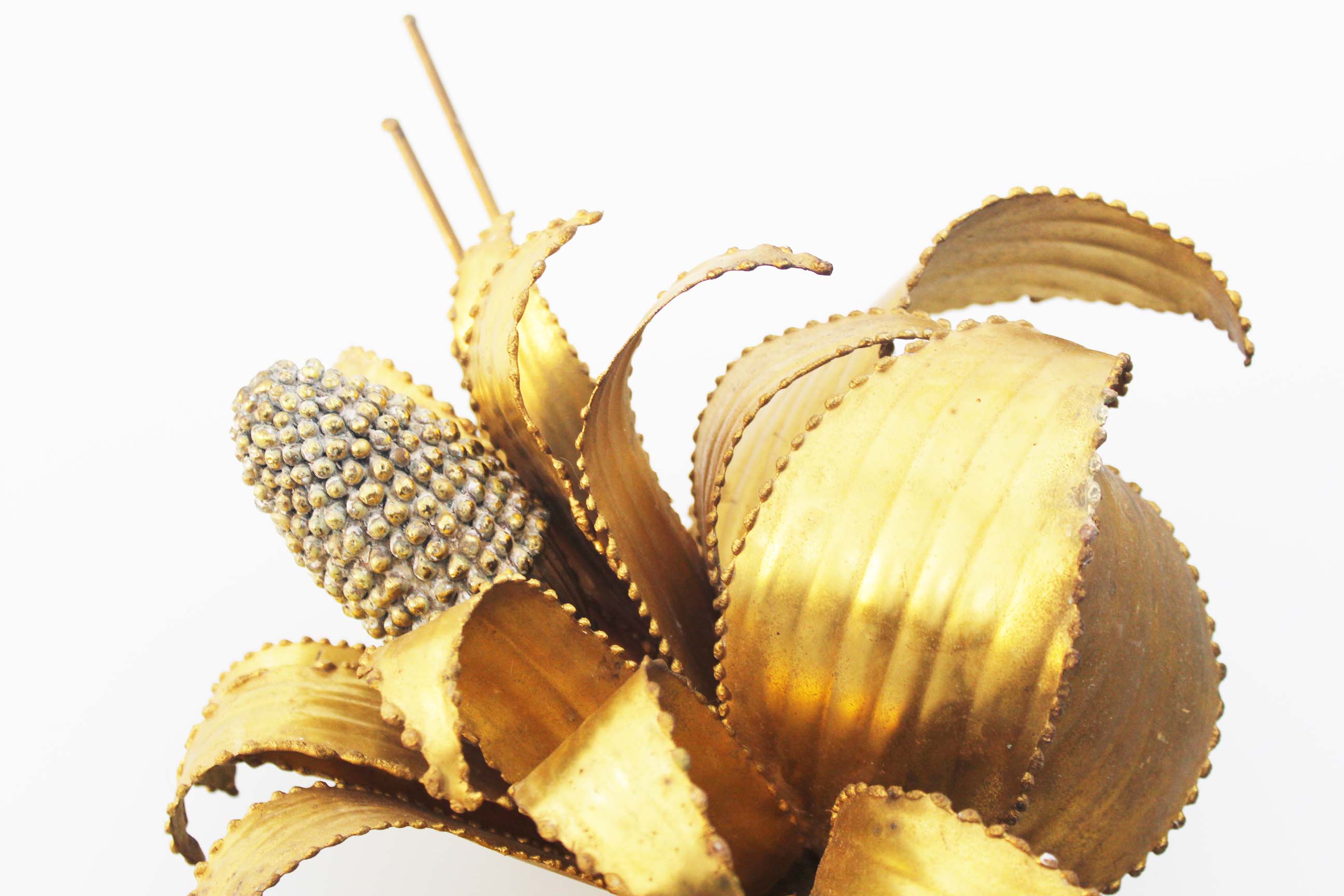 Brass torch cut 'corn cob' wall lamp