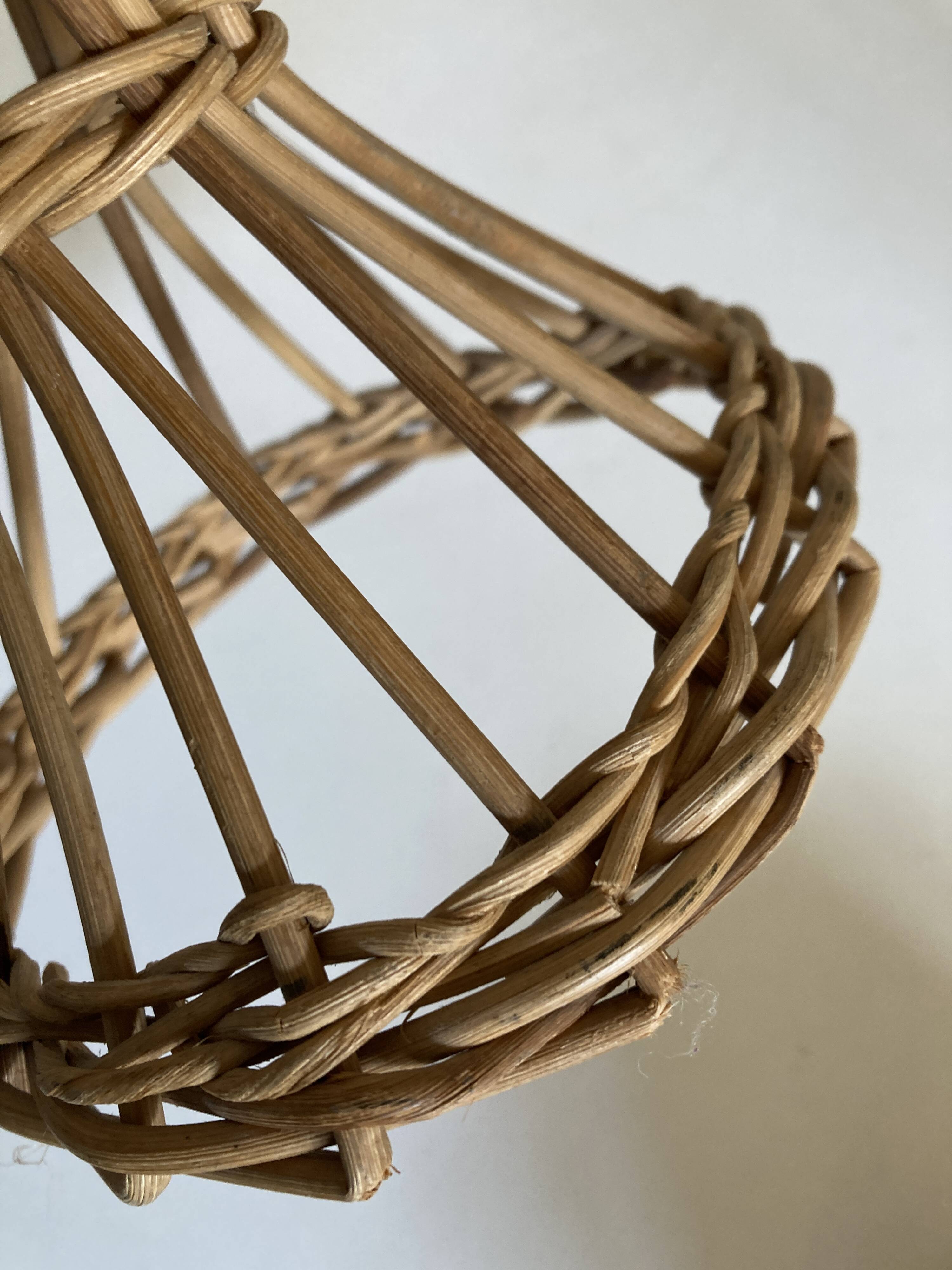 Wicker mannequin hat head