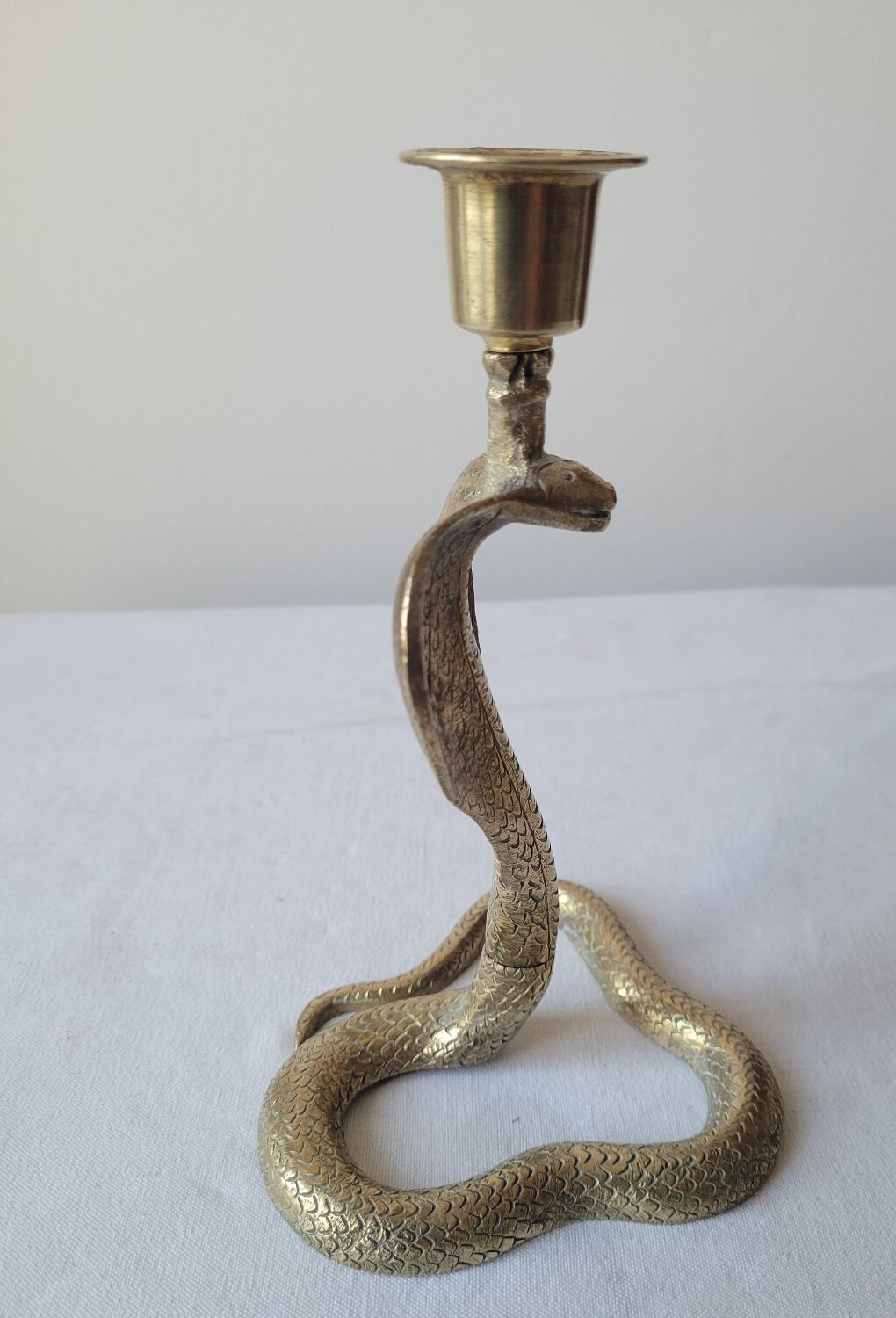 Zoomorphic snake cobra candle holder