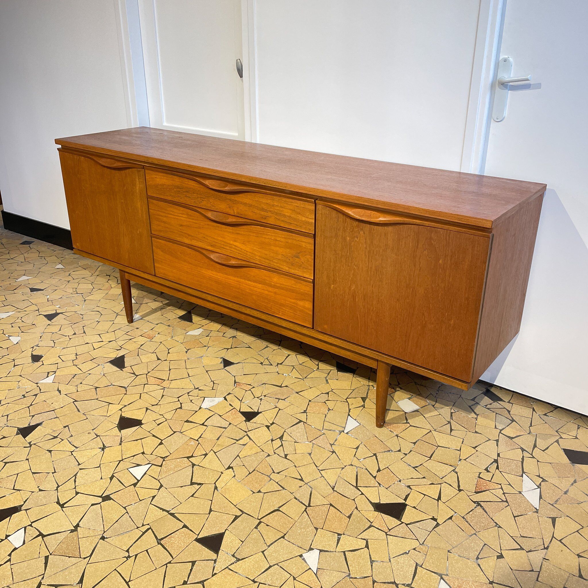 Row organic handles 183cm