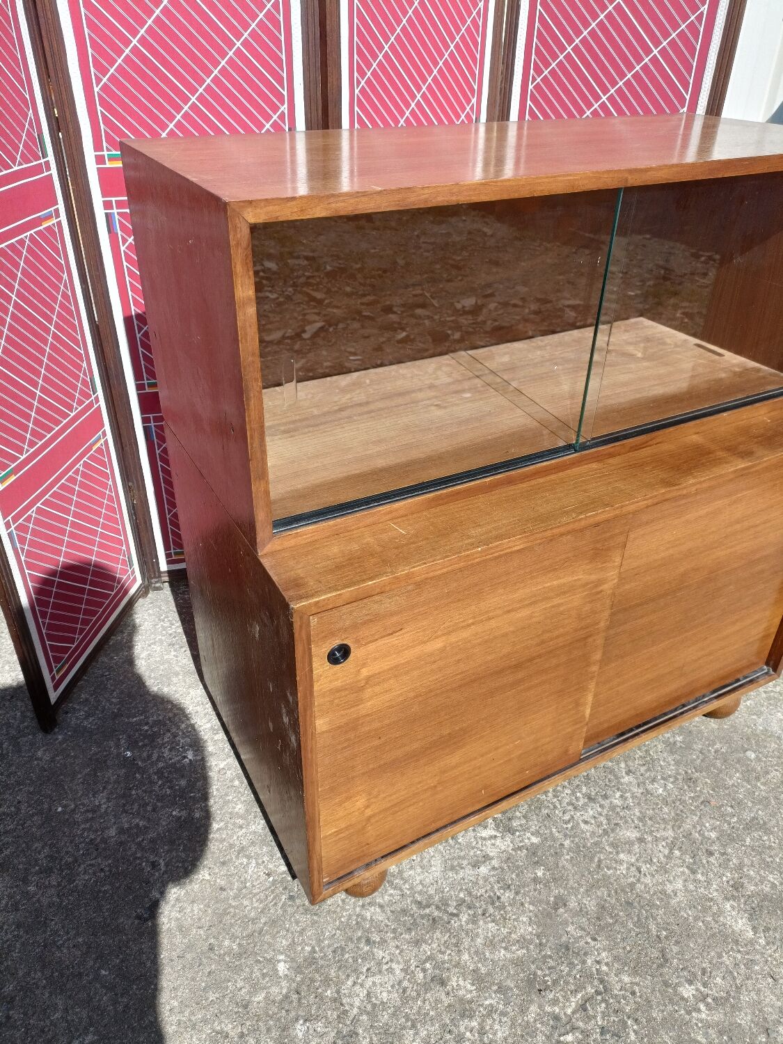 Bar furniture, vintage showcase