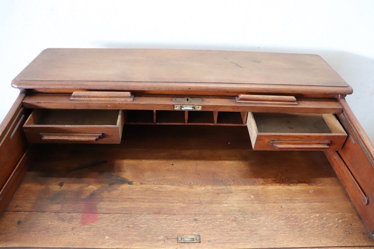 Bureau à rouleau en bois de chêne, Italie début du 20e siècle