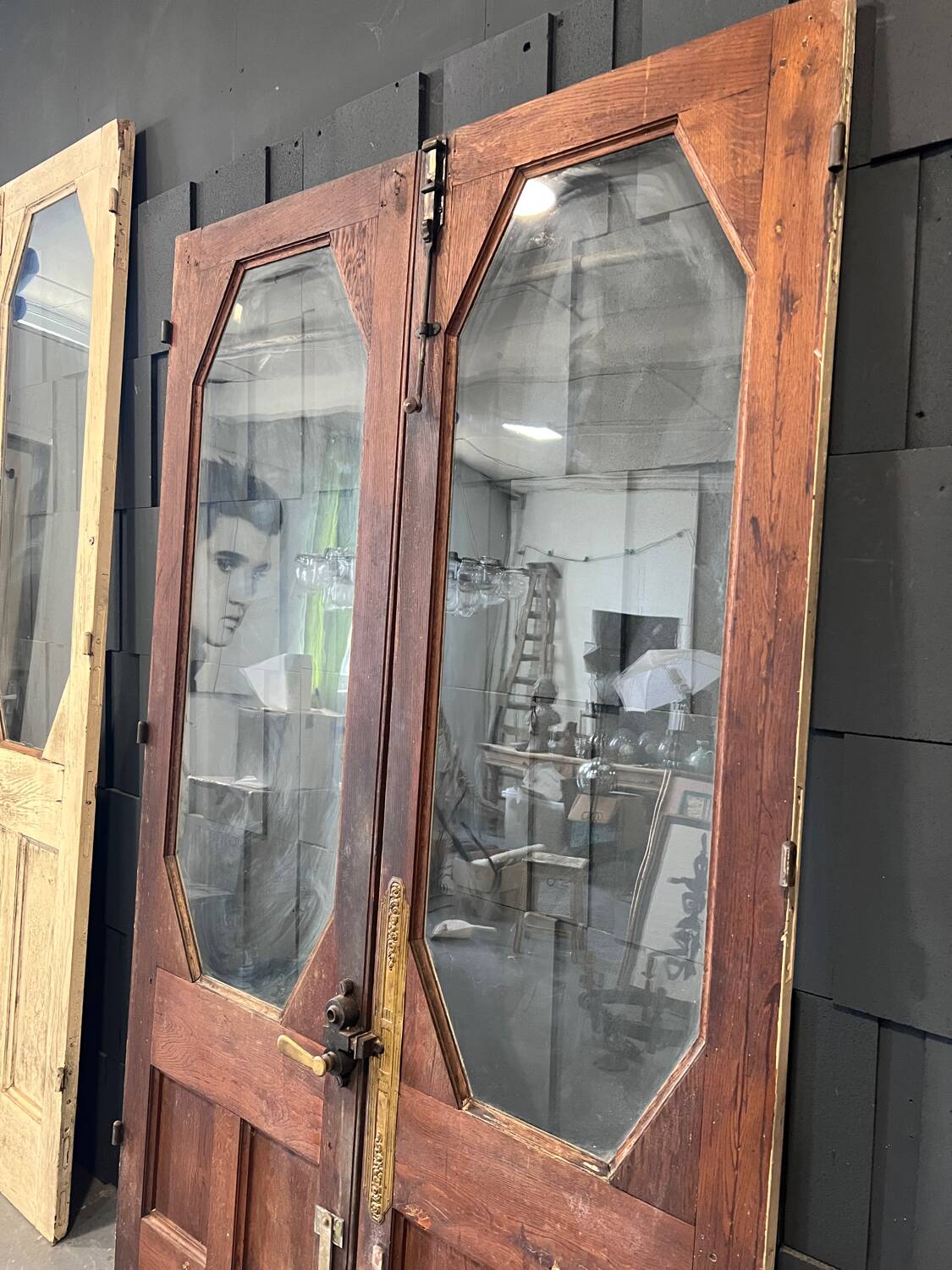 Porte vitrée Art Déco à double battant