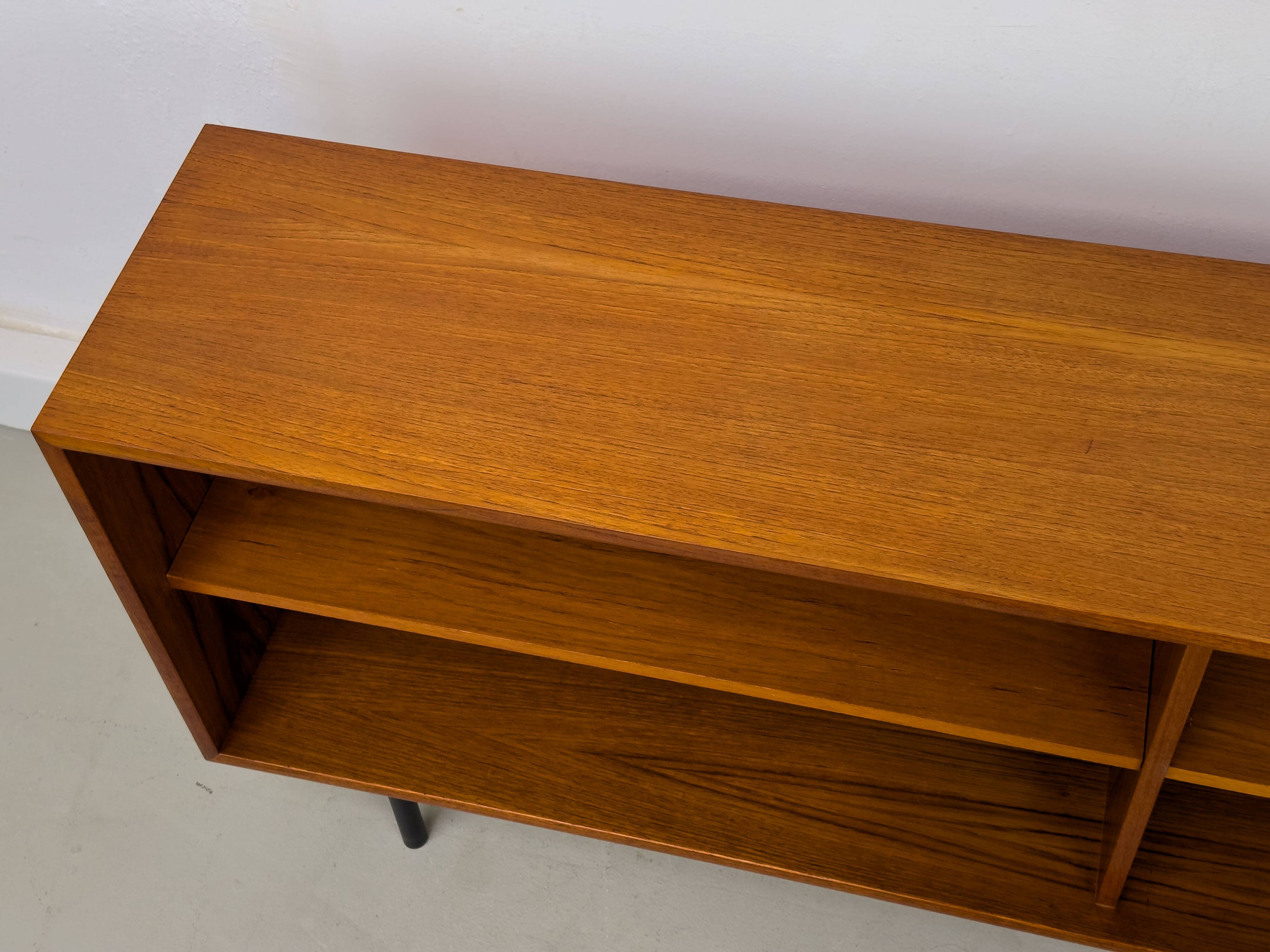 Buffet bas en teck de WK Möbel, 1960