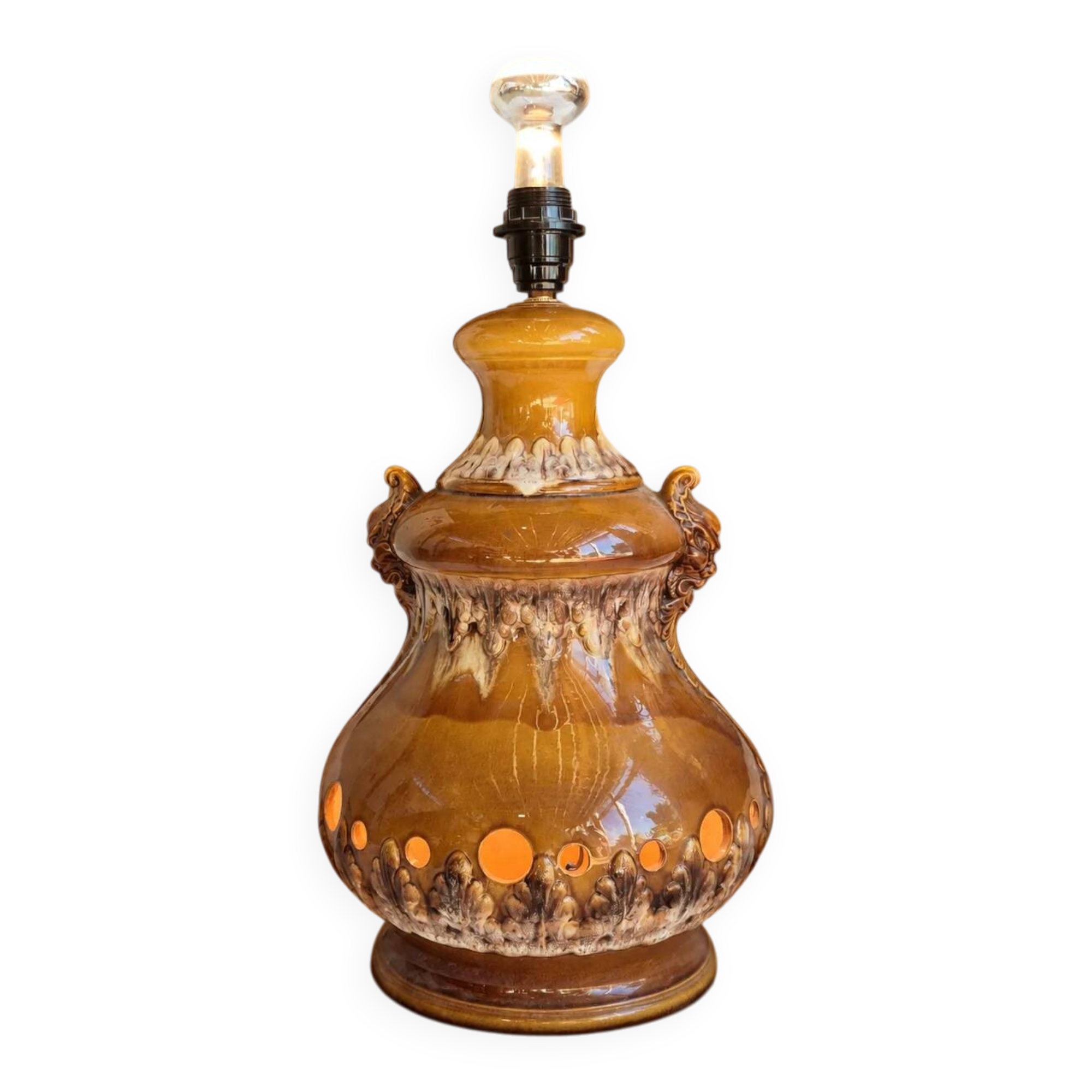 Large caramel and cream glazed ceramic lamp – Relief decoration and double lighting