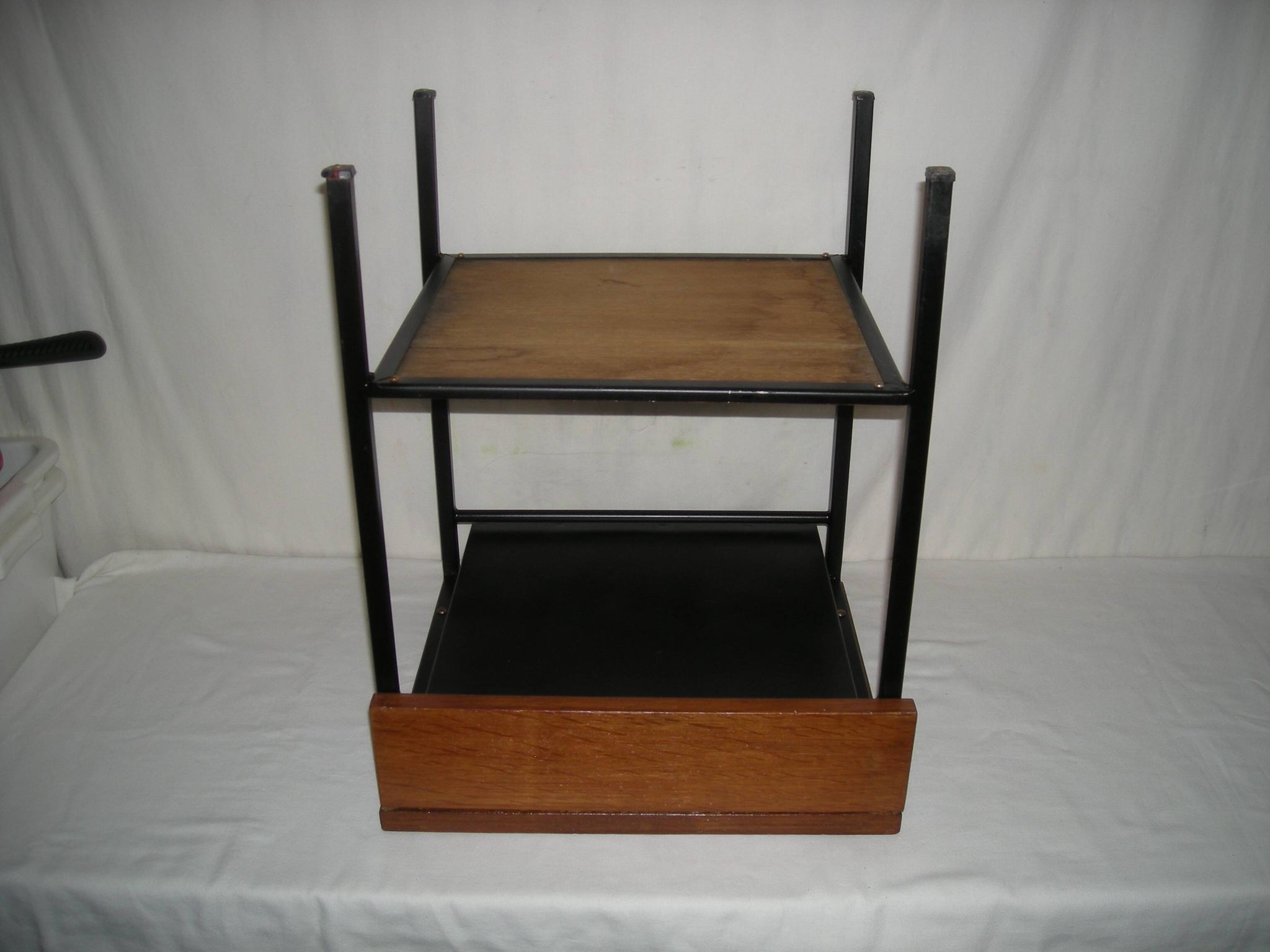 Table de chevet, années 50