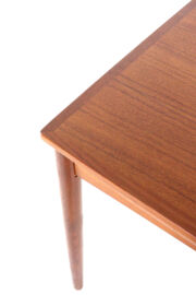 Compact Poul Hundevad for Hundevad & Co extendable dining table