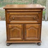 Buffet anglais 2 portes bois massif chêne moyen satin