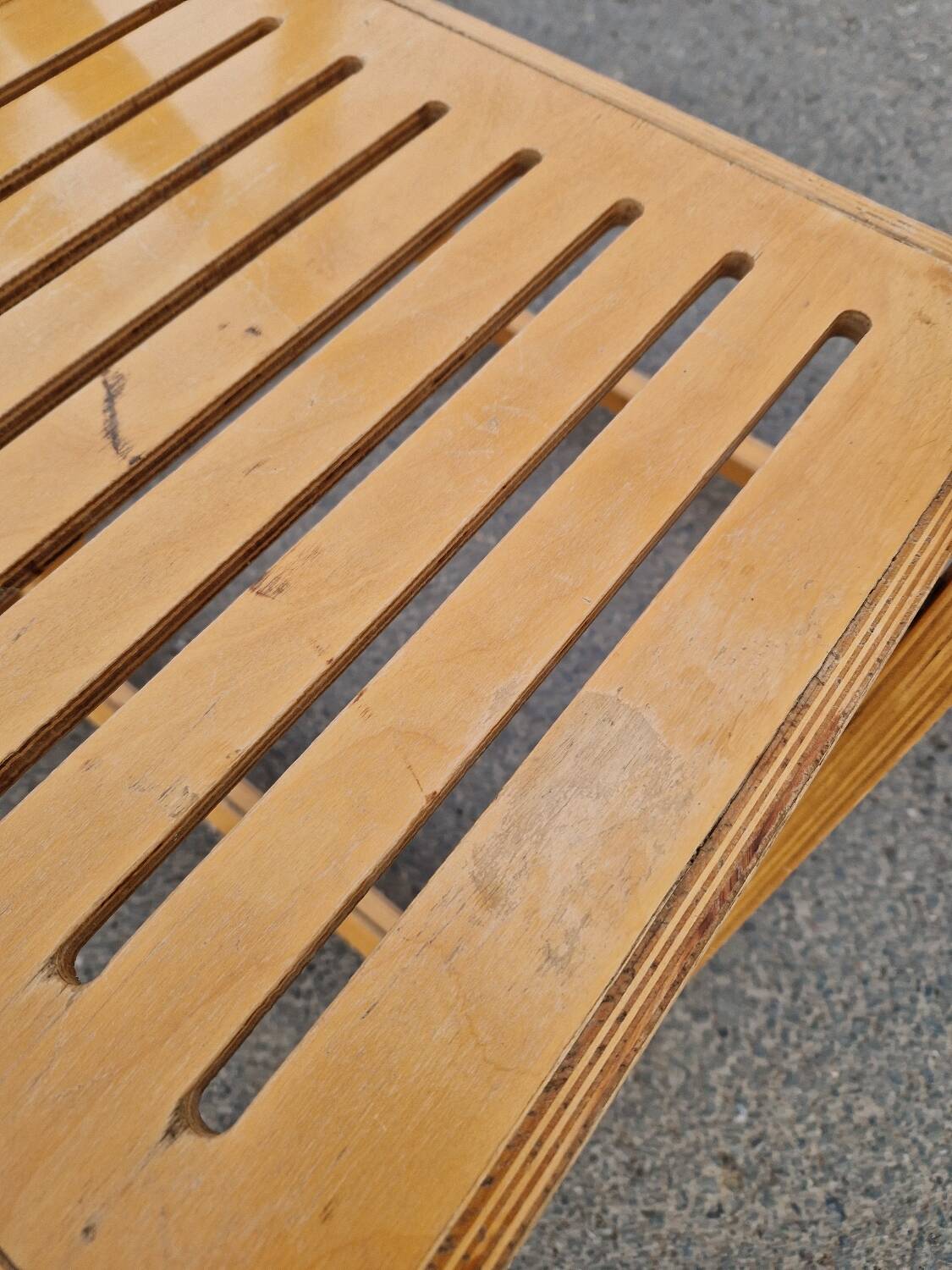 Set of 4 Folding Chairs in Wood and Plywood