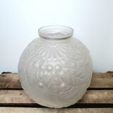 Art Deco vase floral decoration