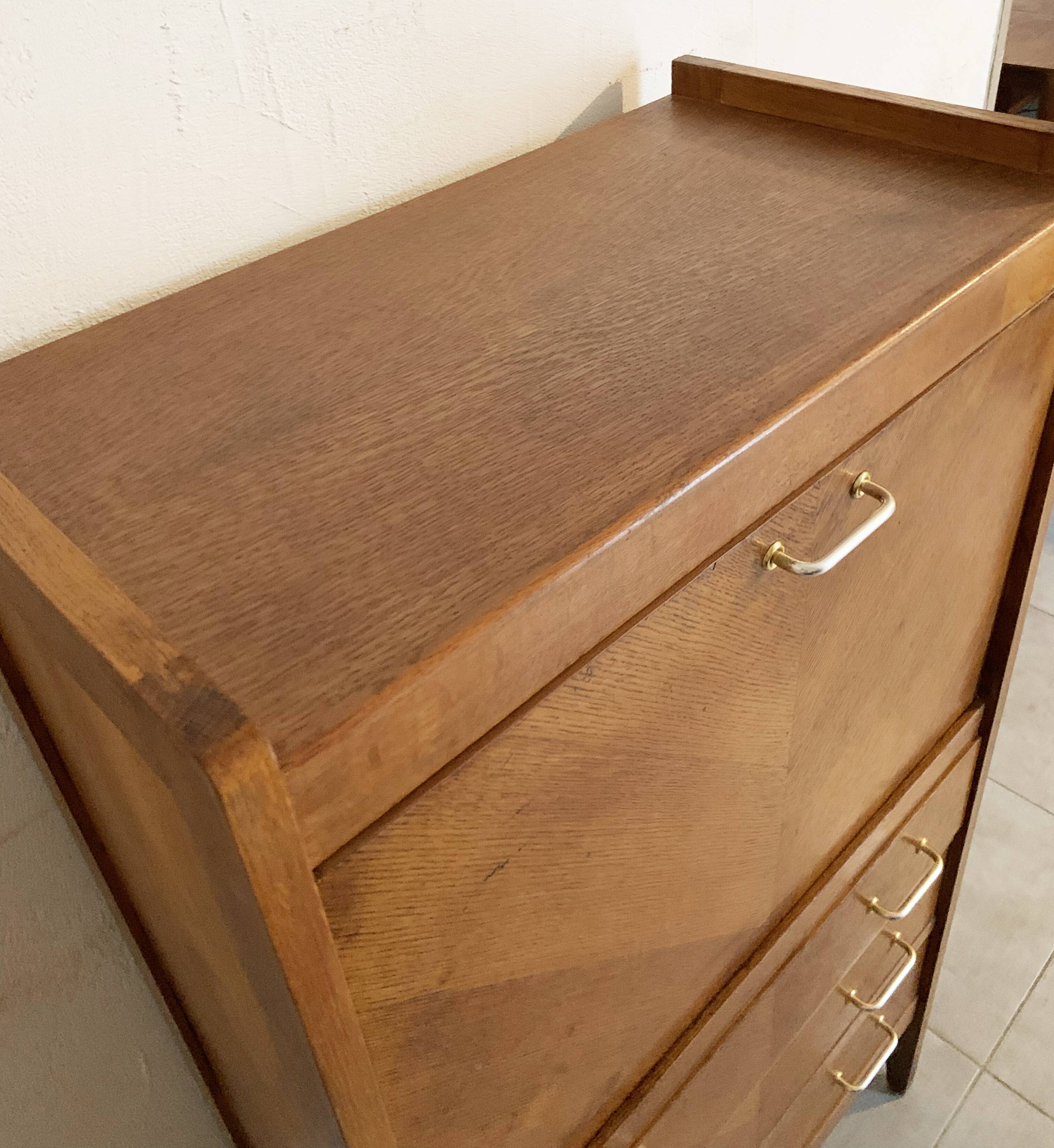 Vintage secretary of the 50s in oak