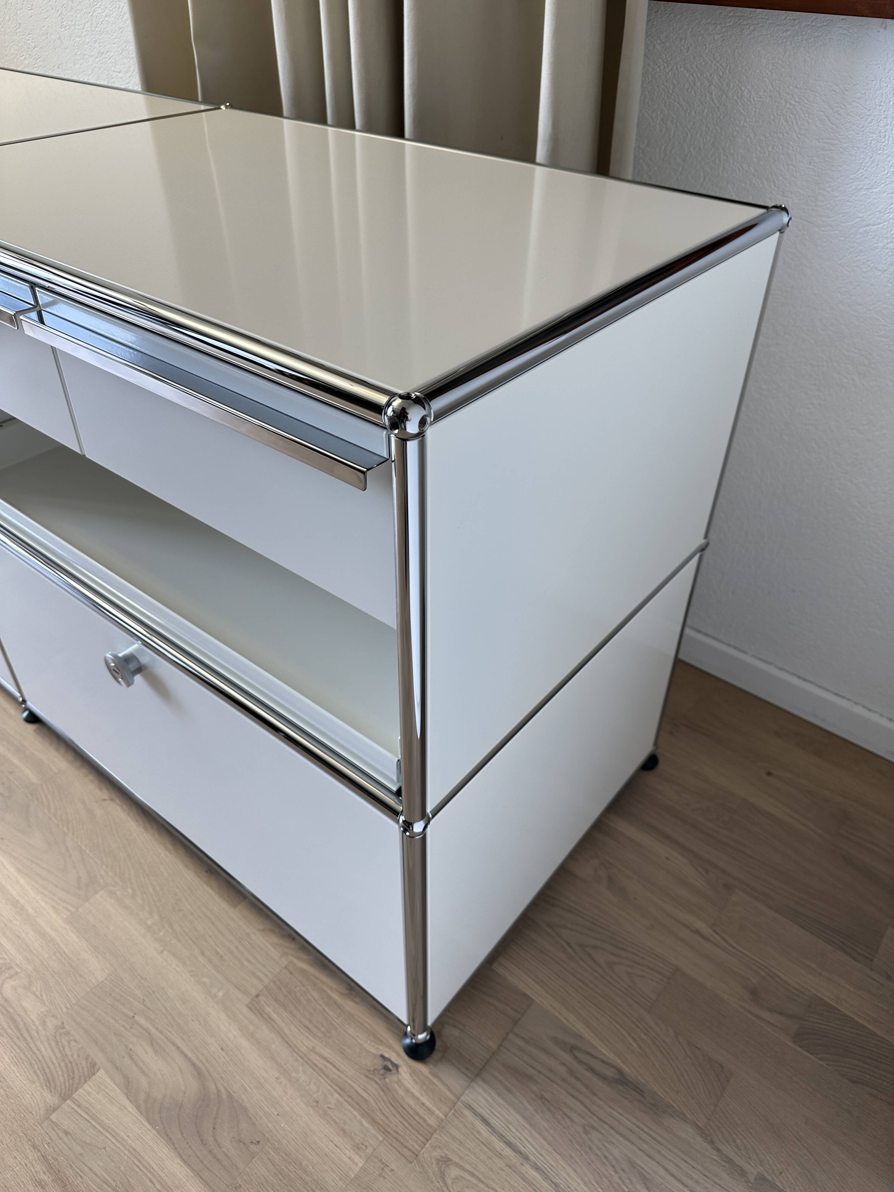 USM Haller Commode in Pure White