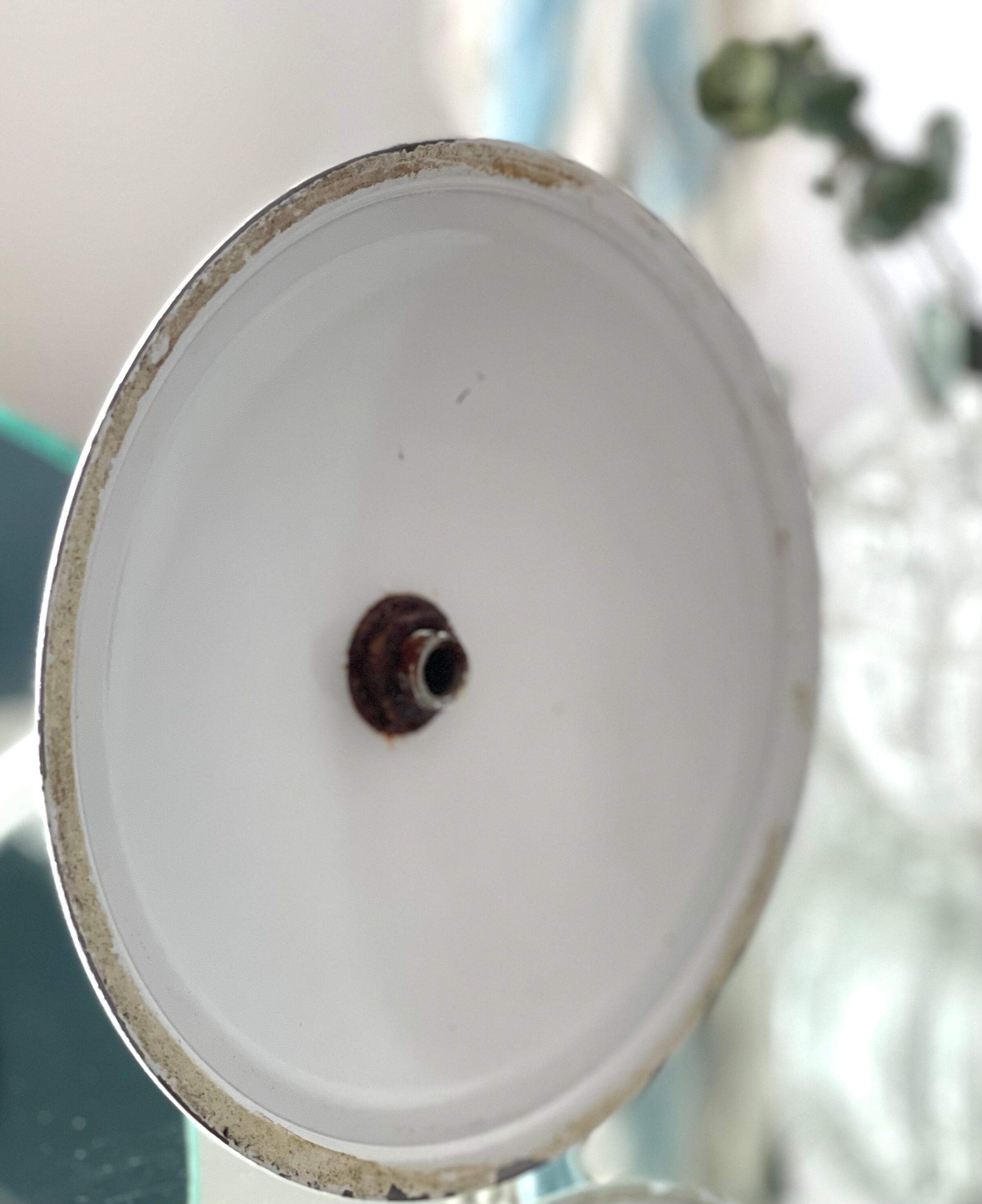 Beveled mirror on stand