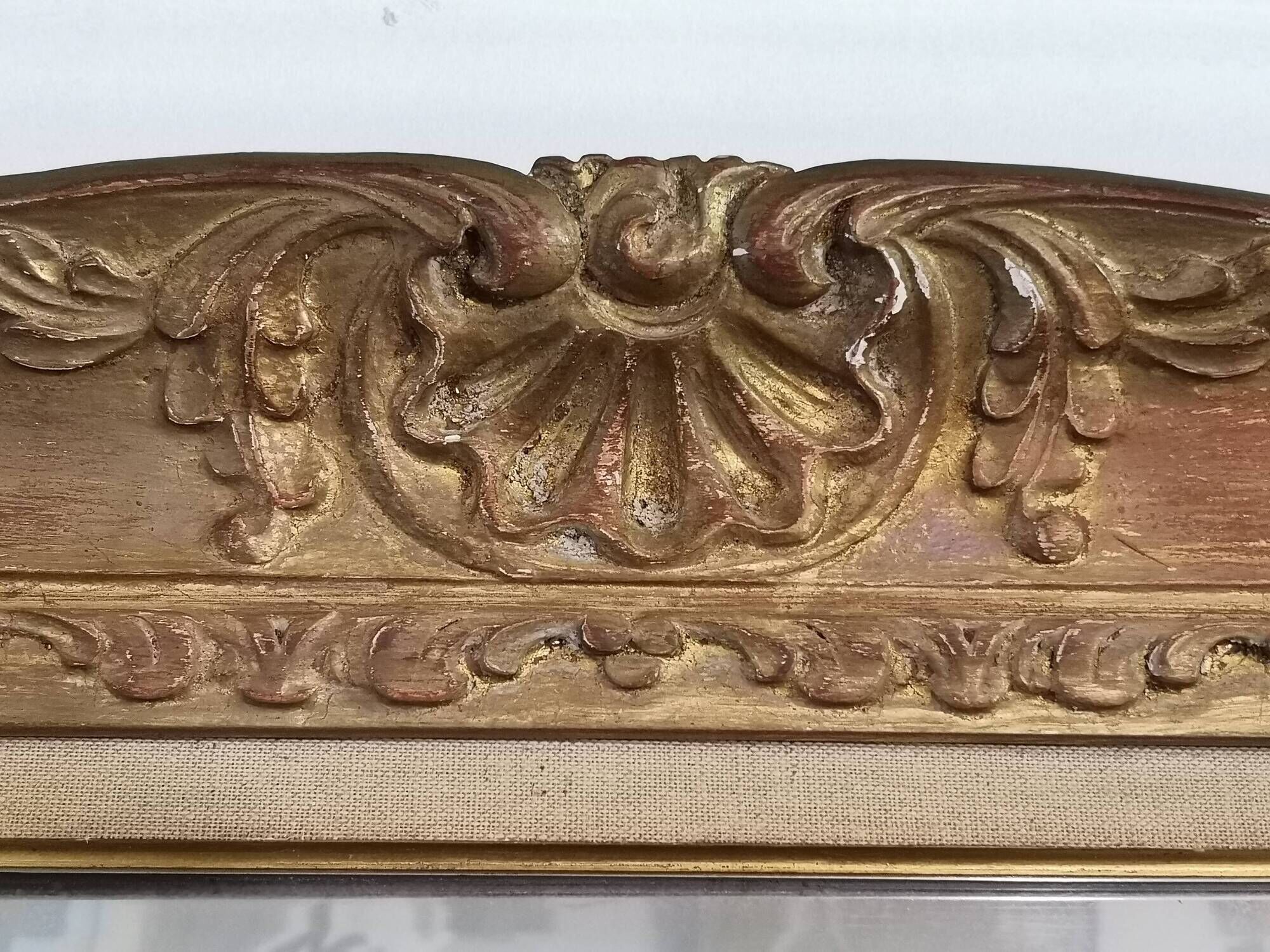Carved and gilded wooden mirror early in the 20th century  - 96x76cm