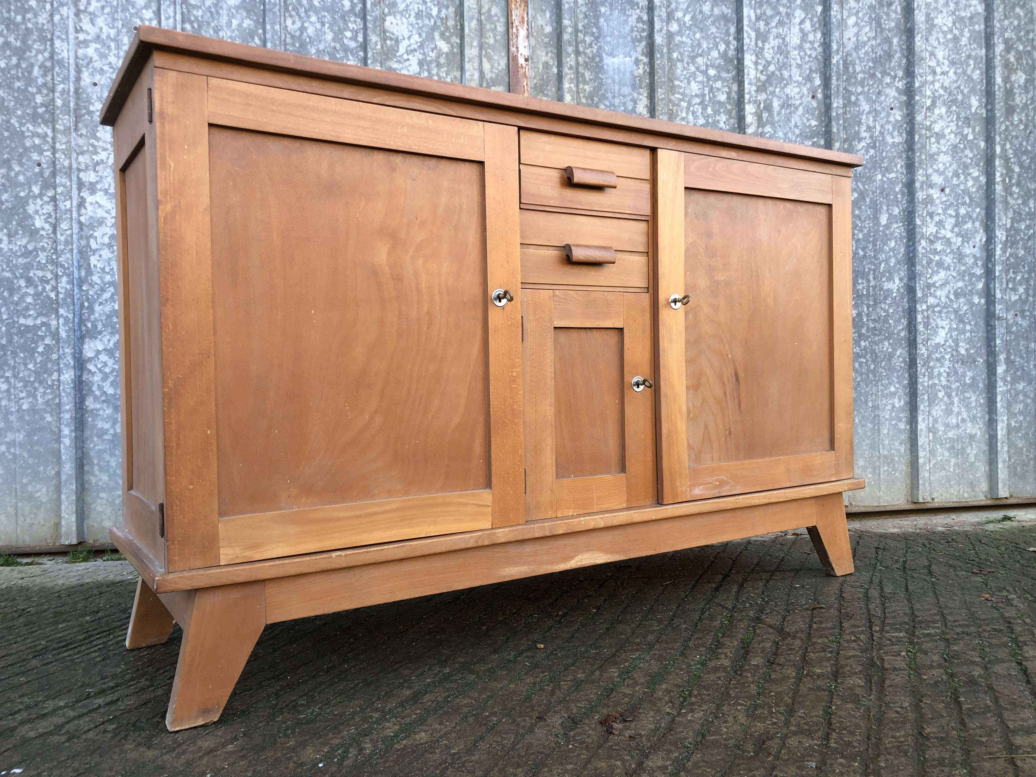 Buffet René Gabriel en hêtre et cp hêtre d’époque reconstruction