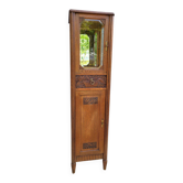 Art Deco display column for jewellery and accessories.