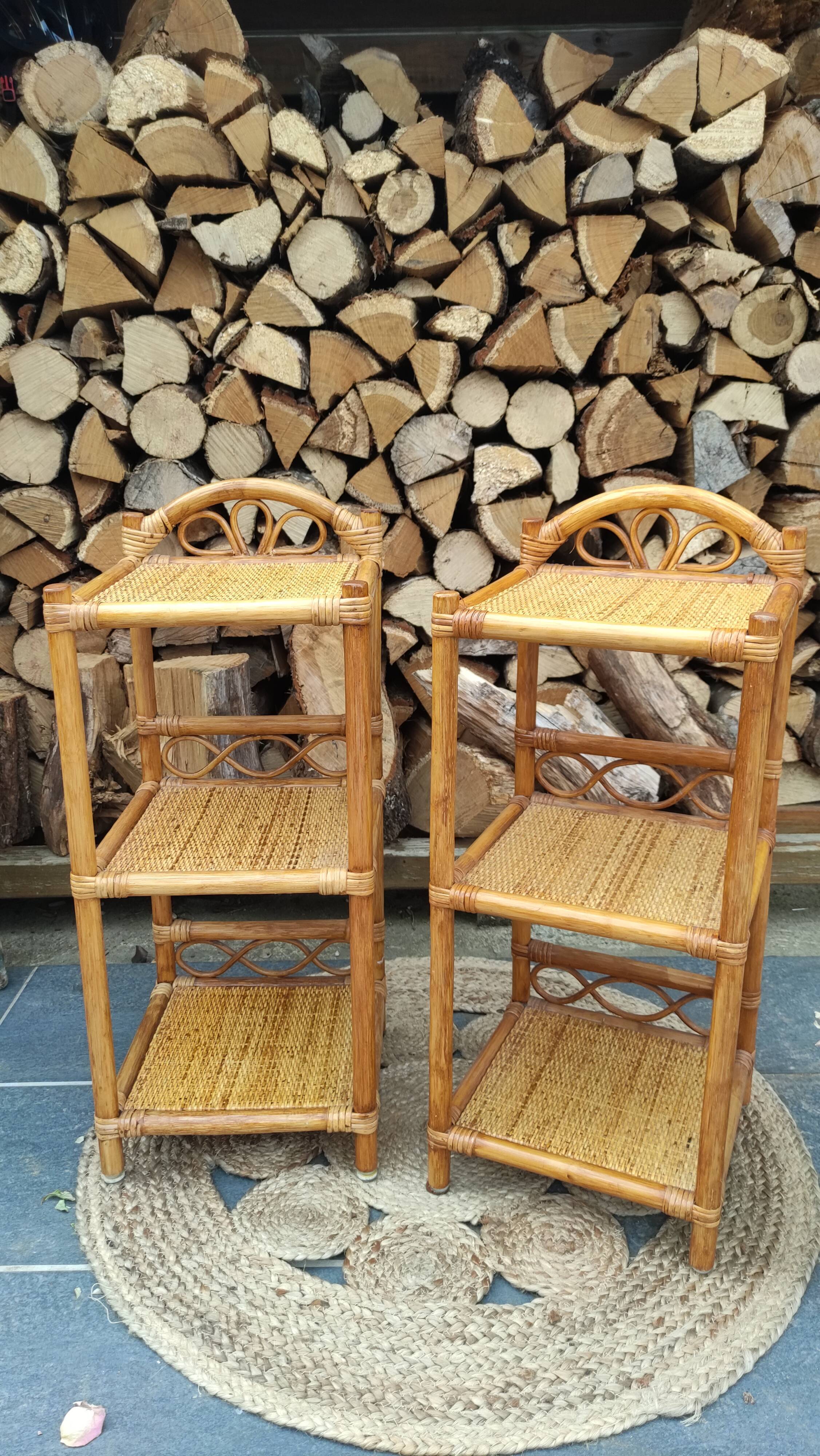 Chevets table de nuit en rotin vintage