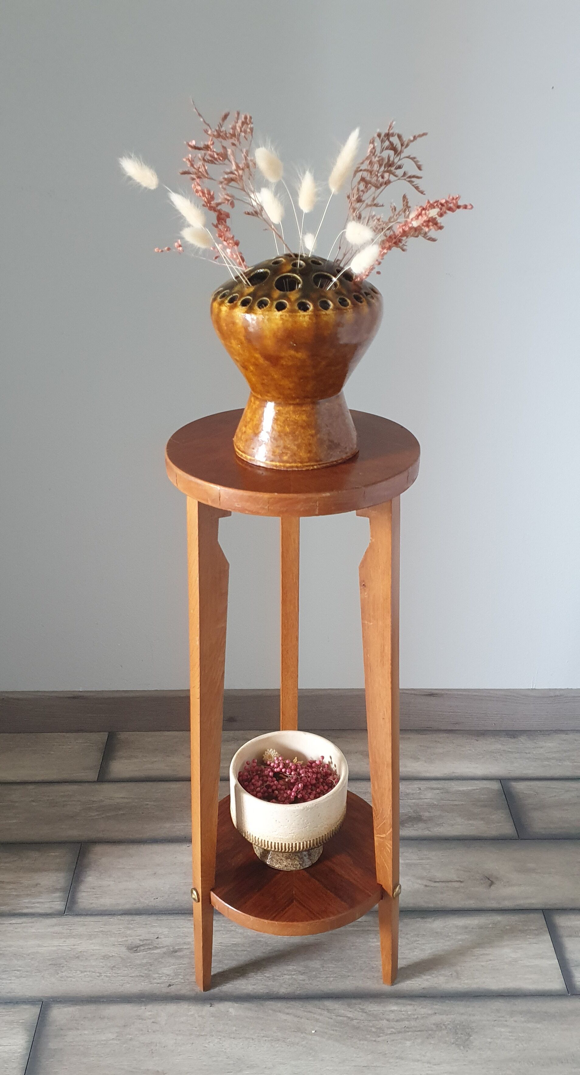 Plant holder