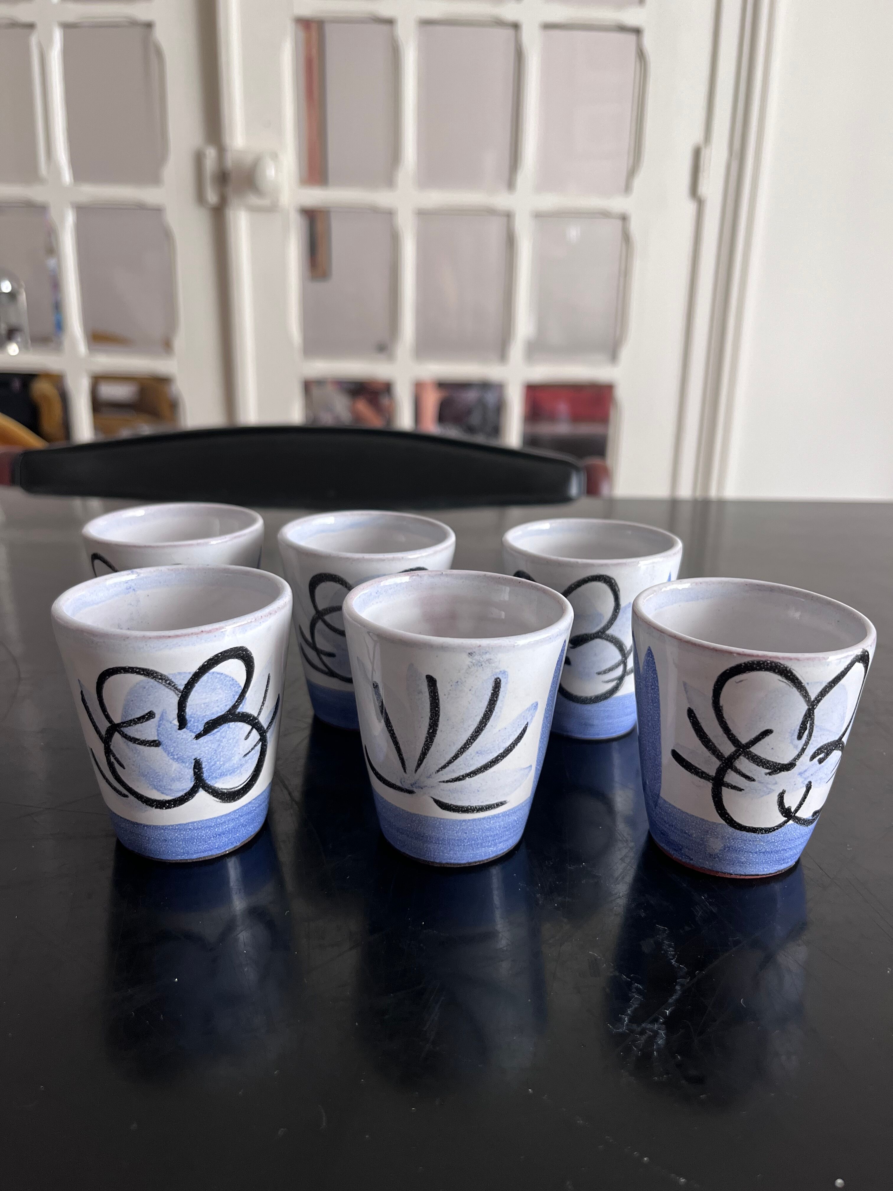 6 ceramic cups hand painter