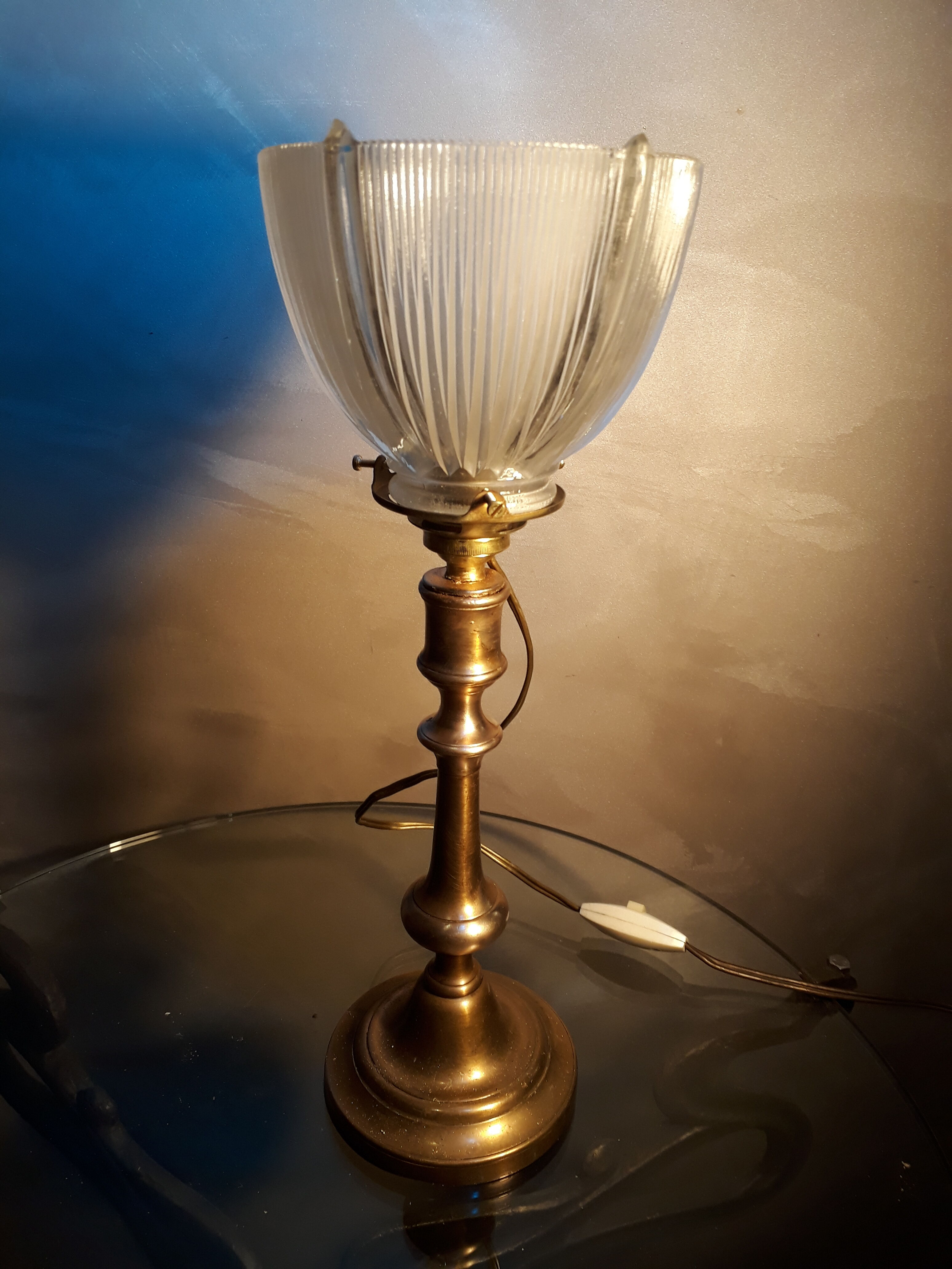 Lampe calice 1930 laiton tulip very thick molded glass 36x14