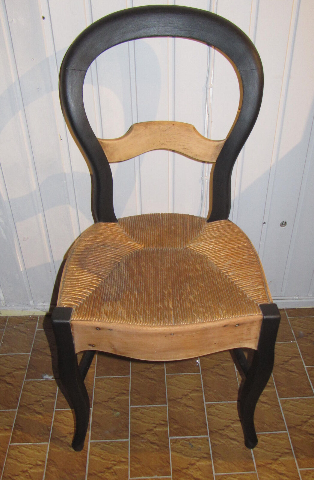 Bureau en noyer avec sa chaise