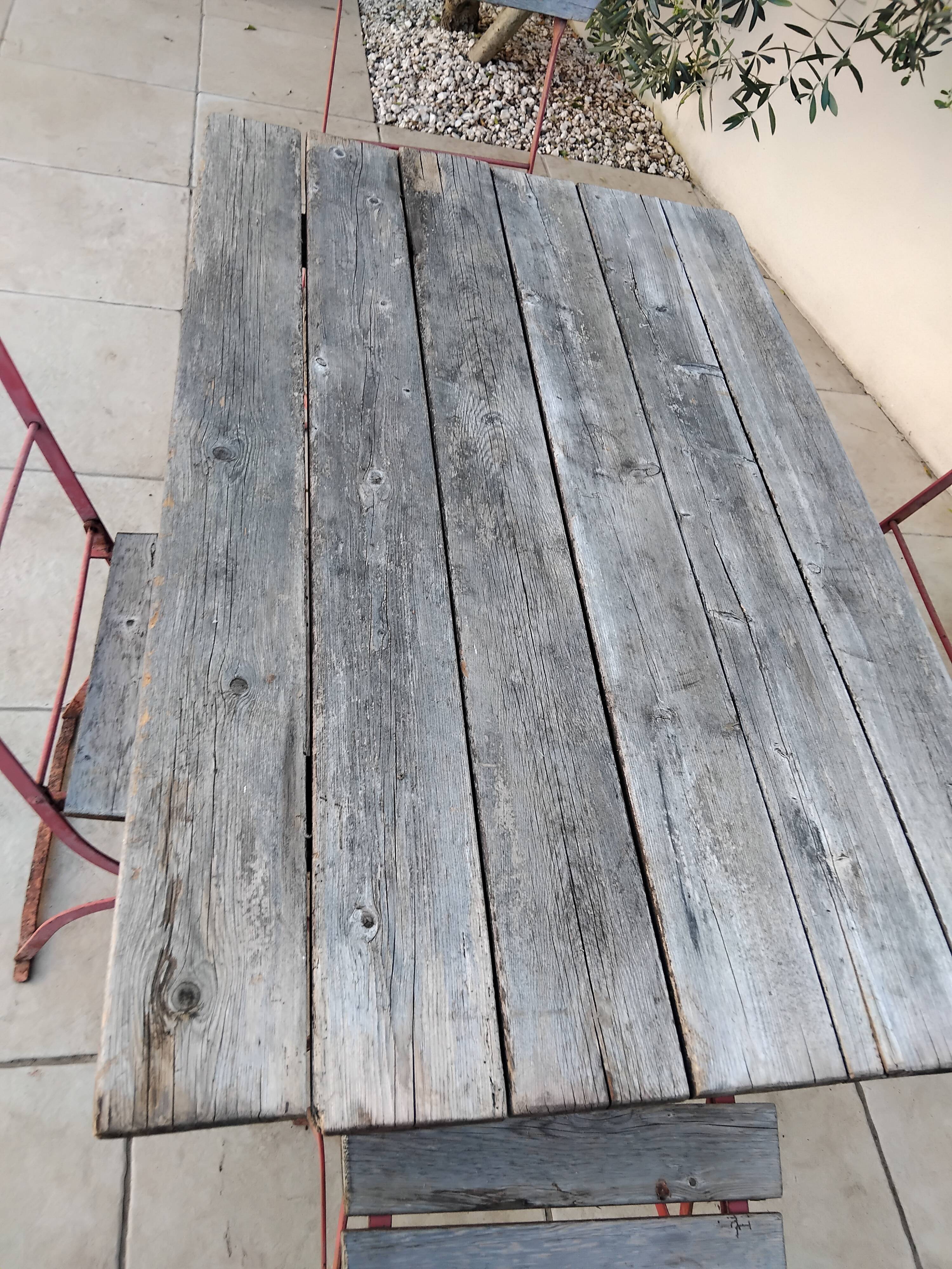 Table and 4 Bistro Guinguette chairs, antique circa 1900.
