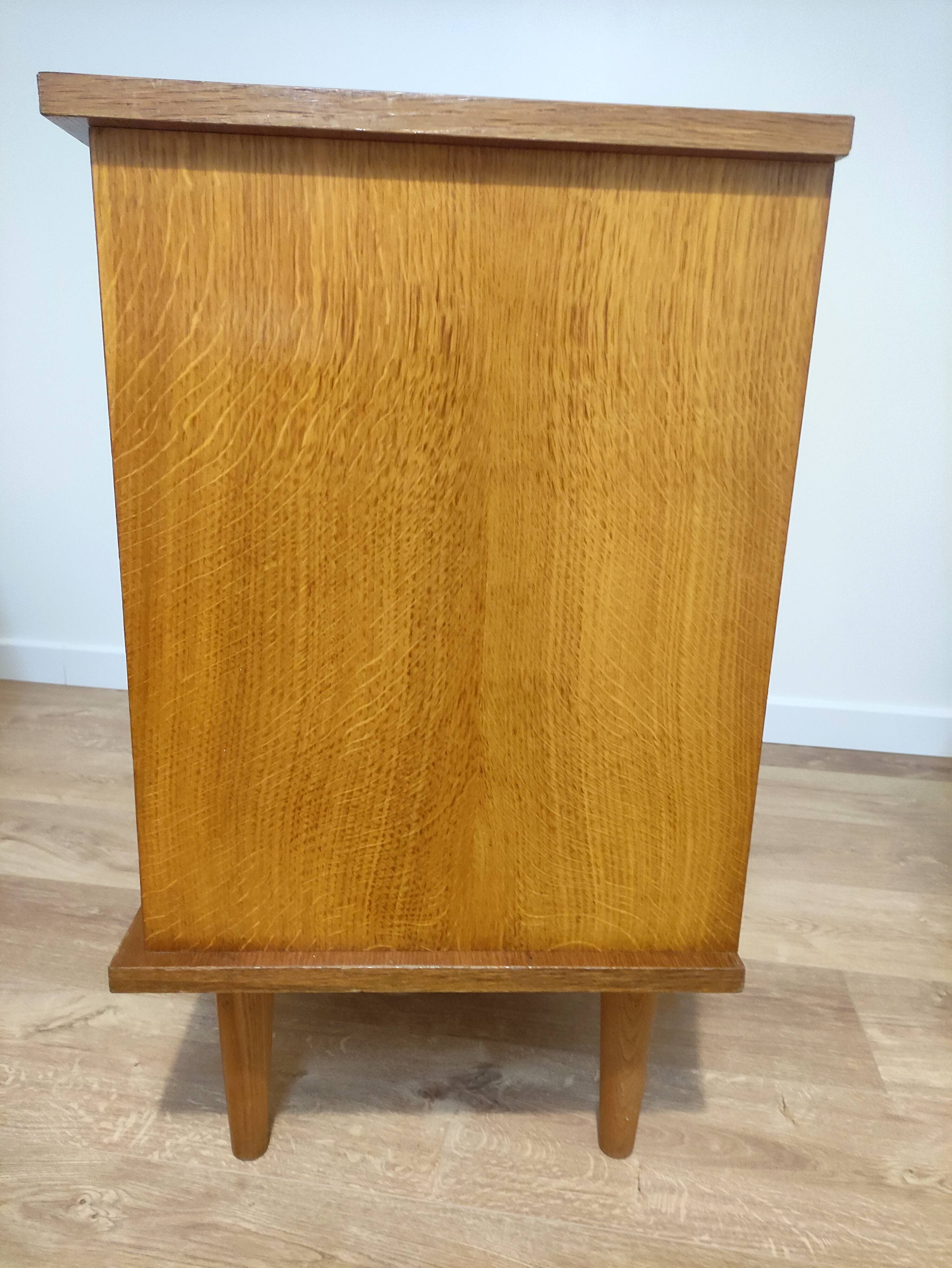 Vintage chest of drawers