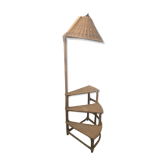 Joli lampadaire étagères