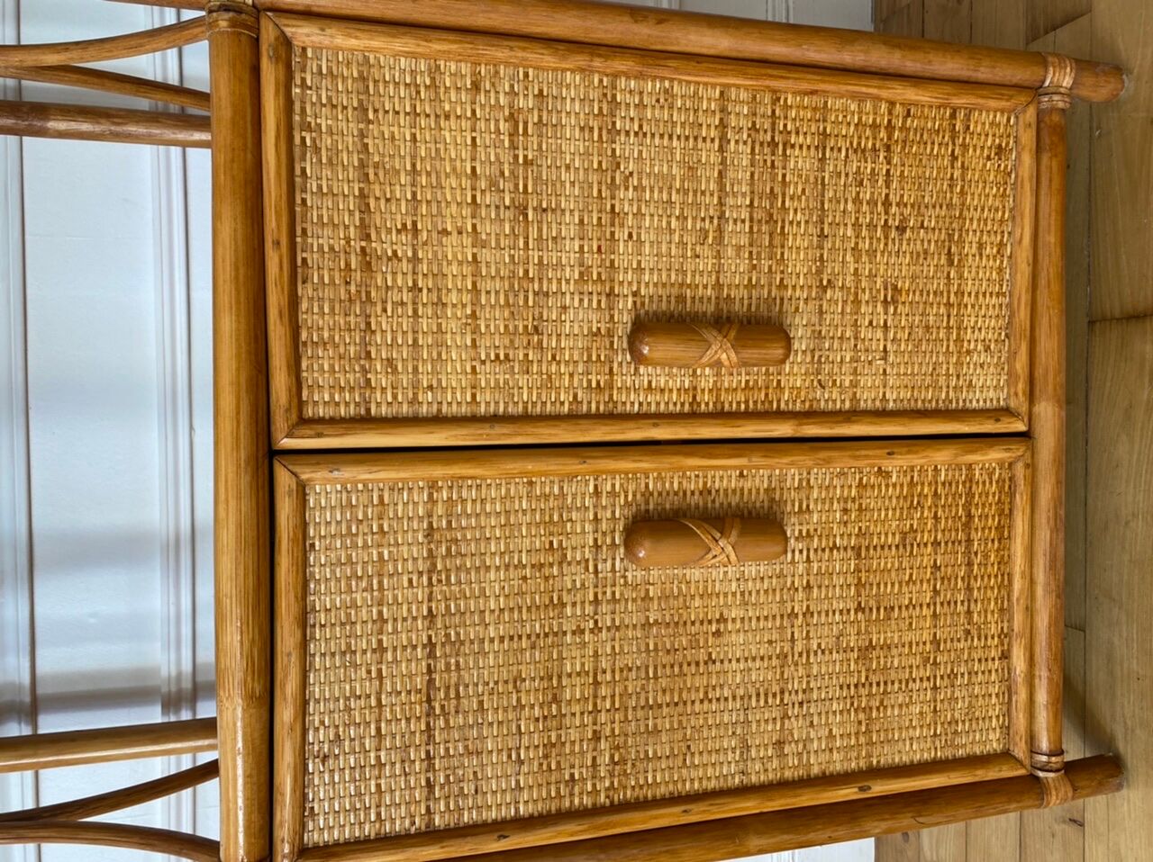 Bibliothèque en rotin et bambou vintage