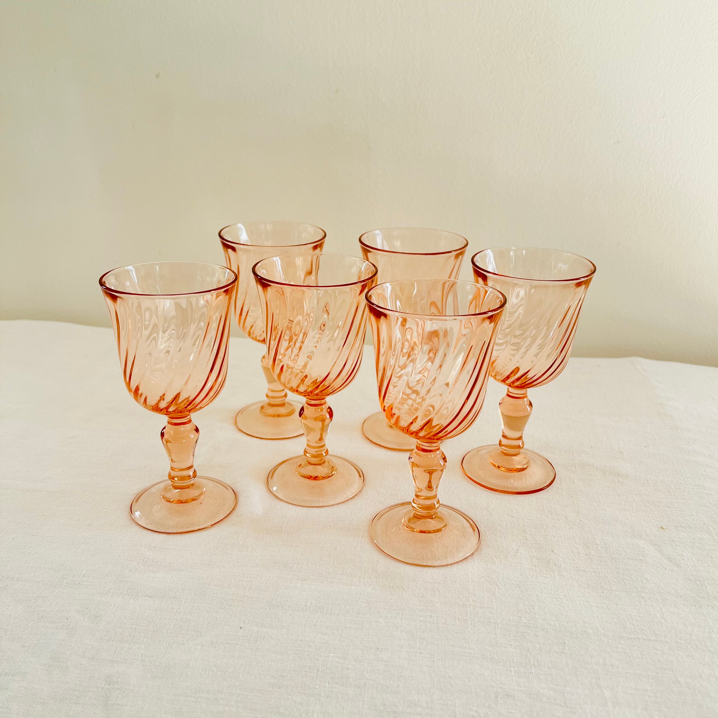 Set of 6 luminarc pink wine glasses