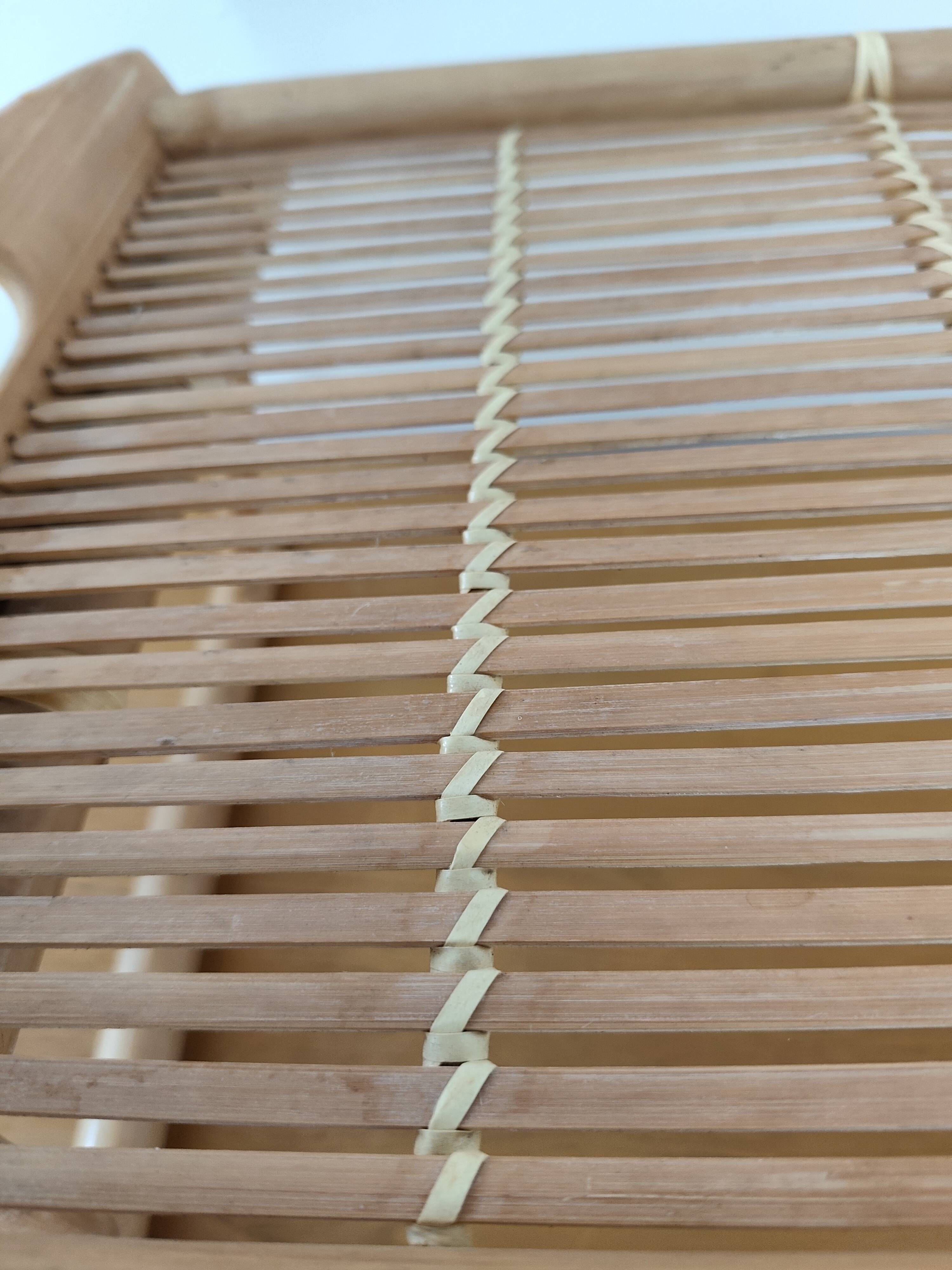 Folding bed tray