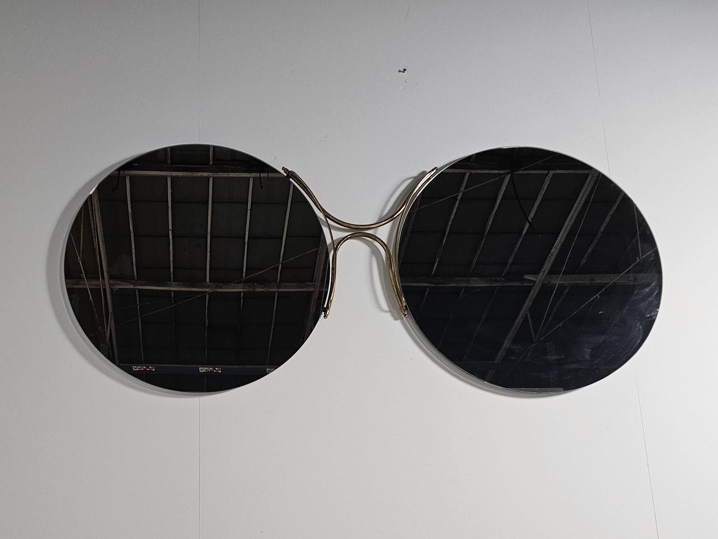 Large modern Italian wall mirror from the mid-20th century.