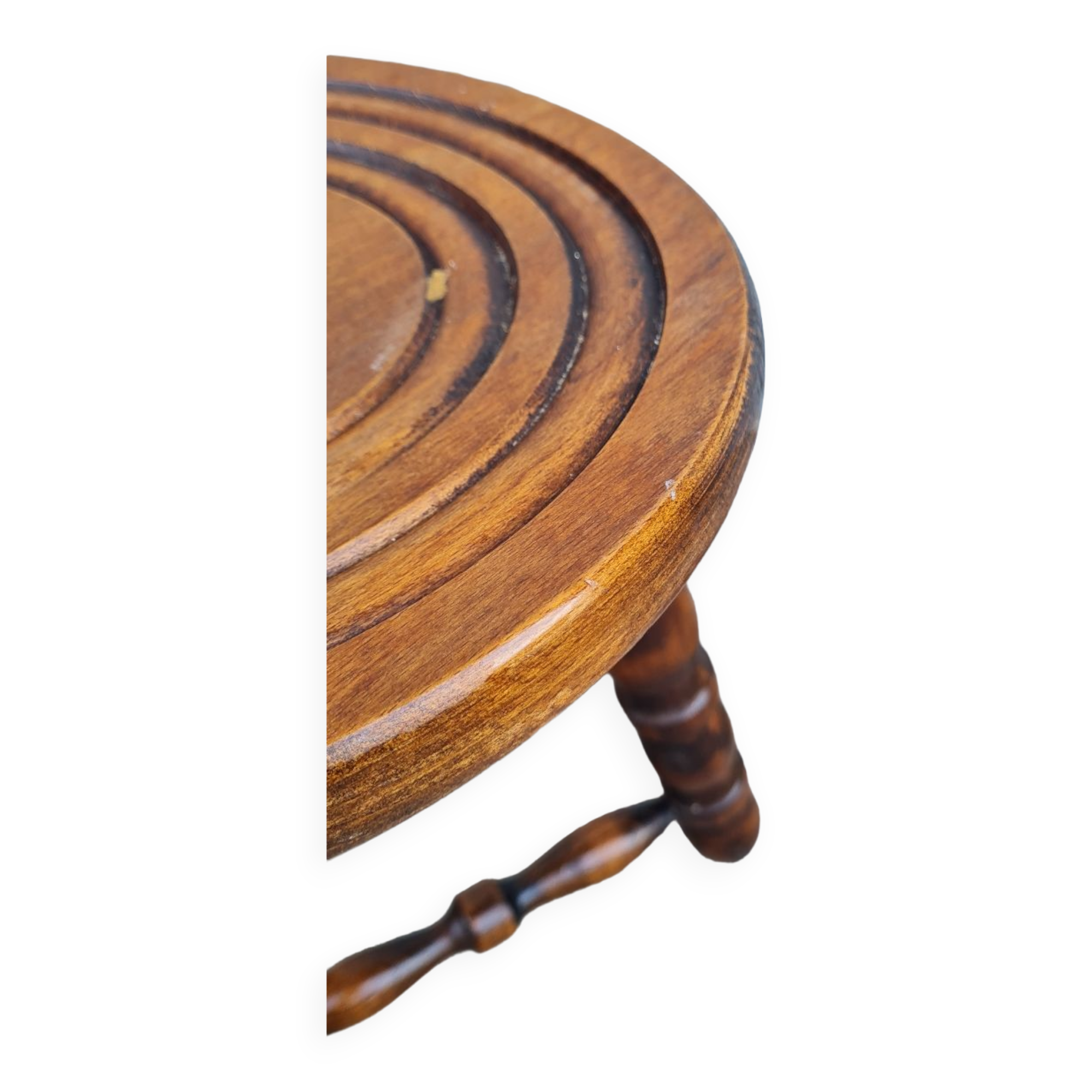 Tripod stool