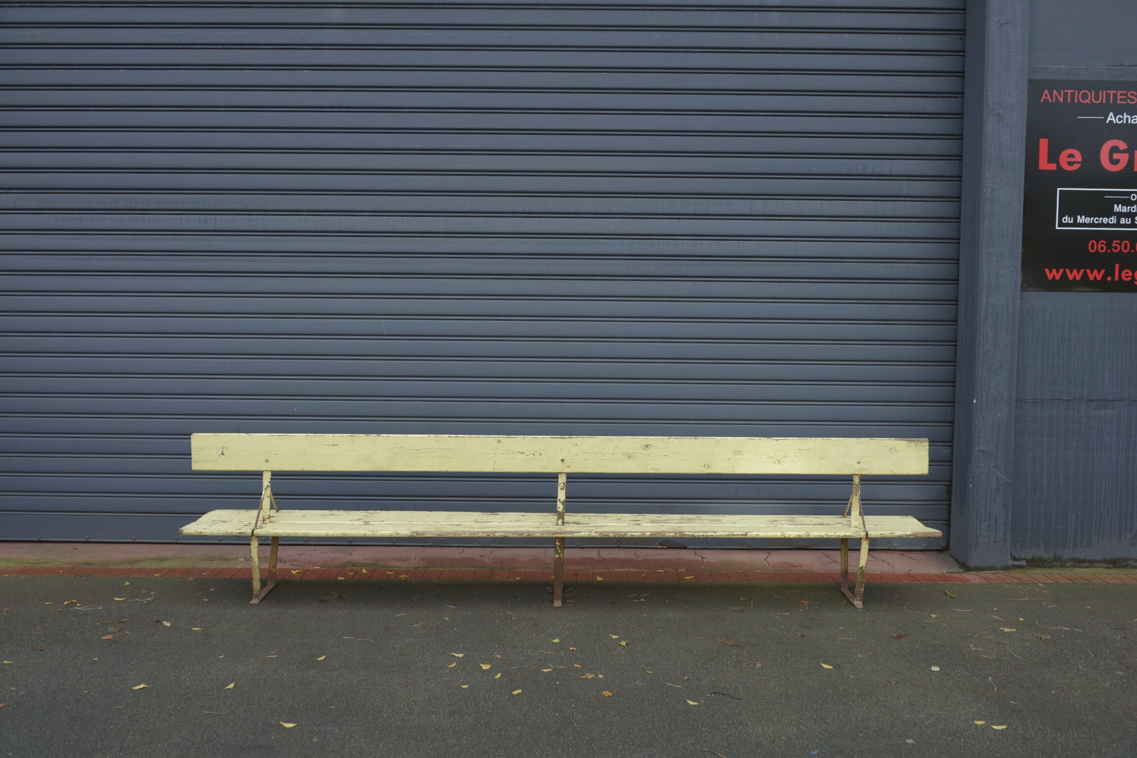 Double bench metal and wood seats 1930